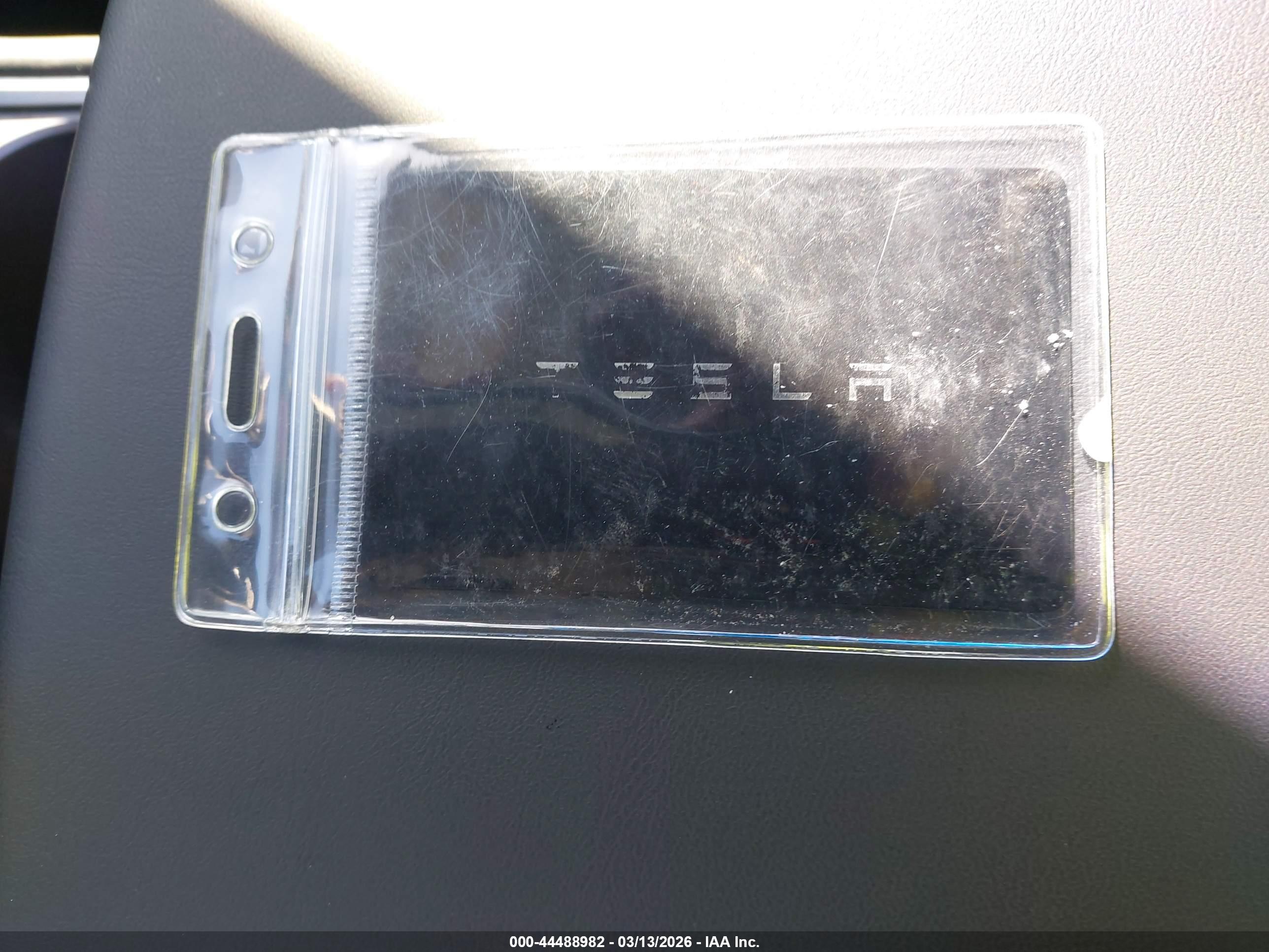 TESLA MODEL image 11
