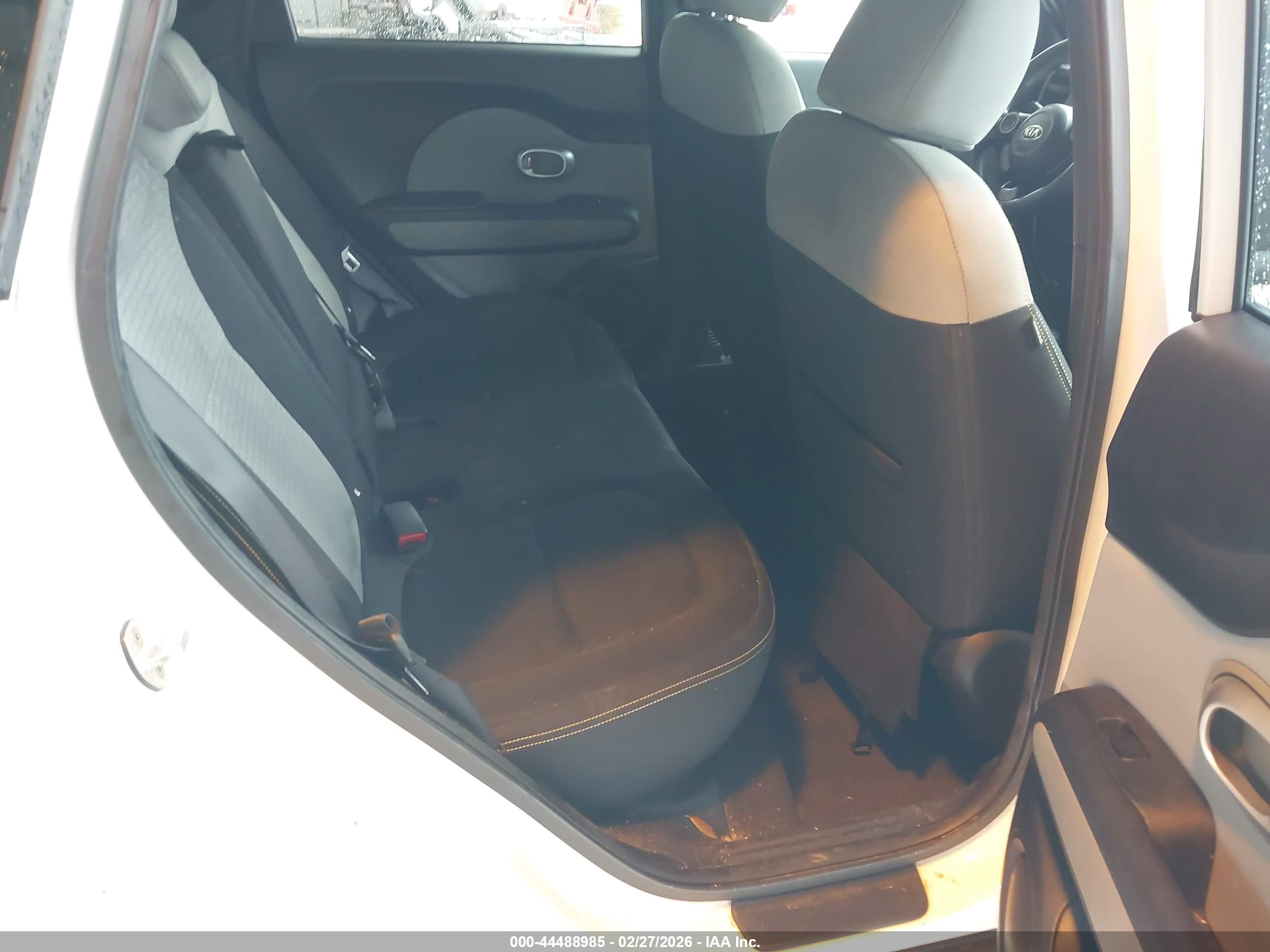 KIA SOUL image 8