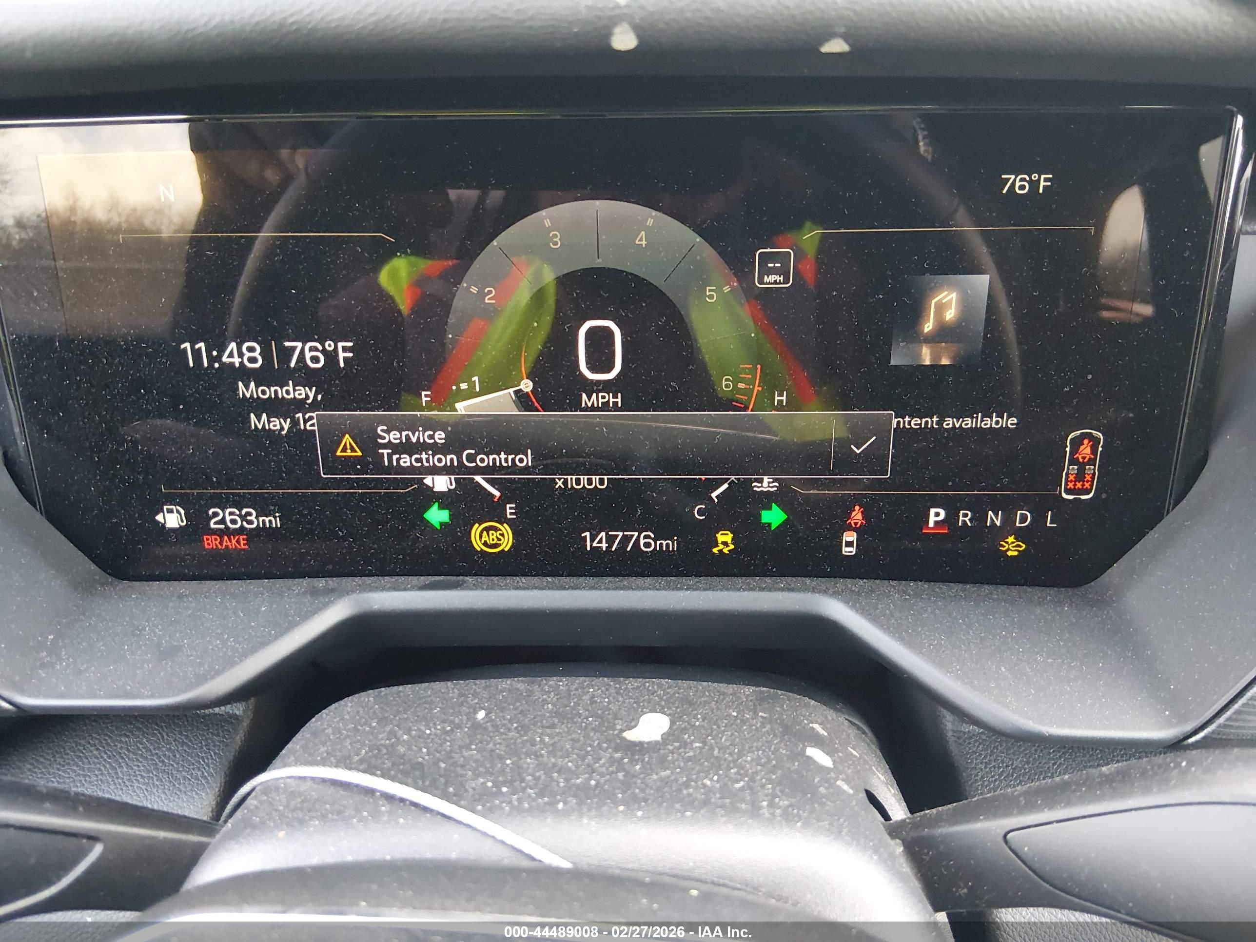 GMC ACADIA image 7