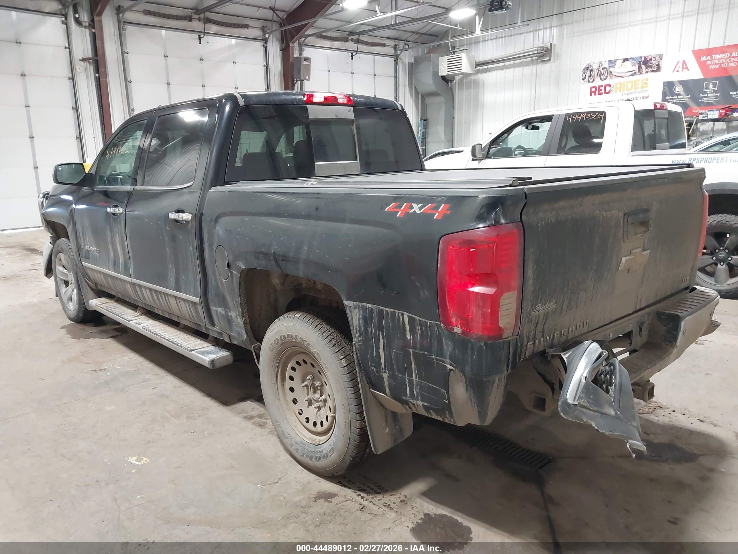 CHEVROLET SILVERADO image 3
