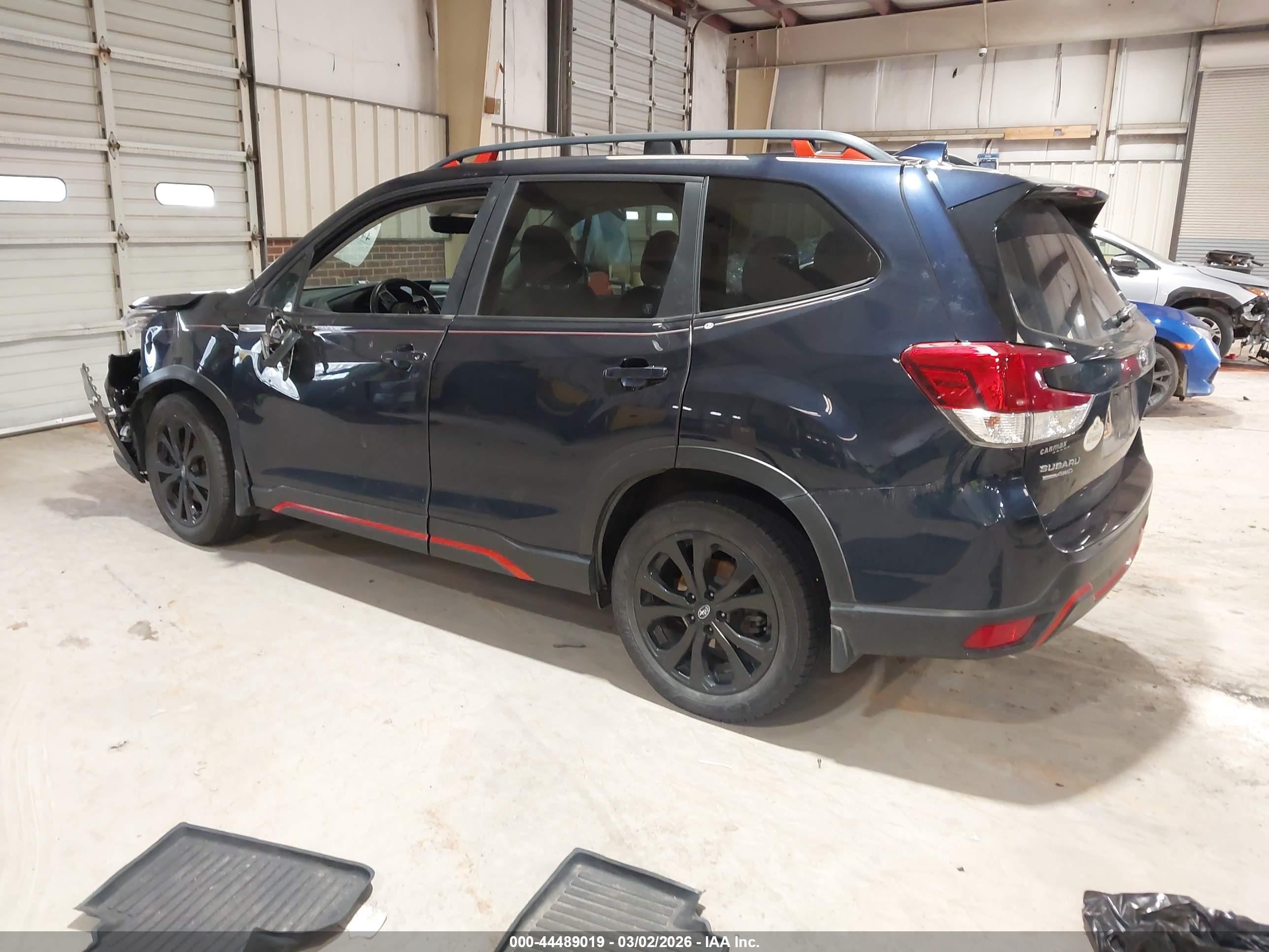 SUBARU FORESTER image 3