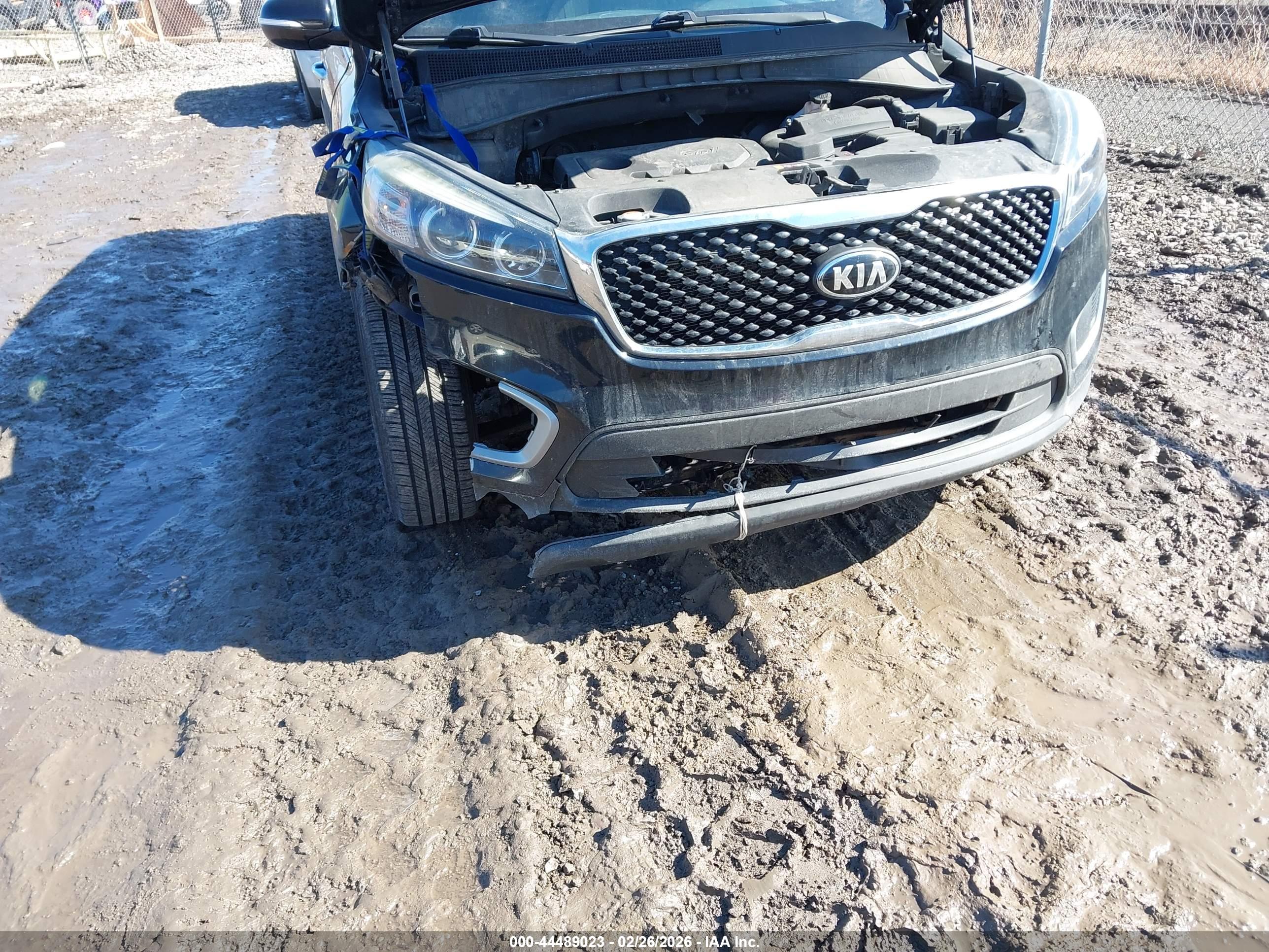 KIA SORENTO image 6