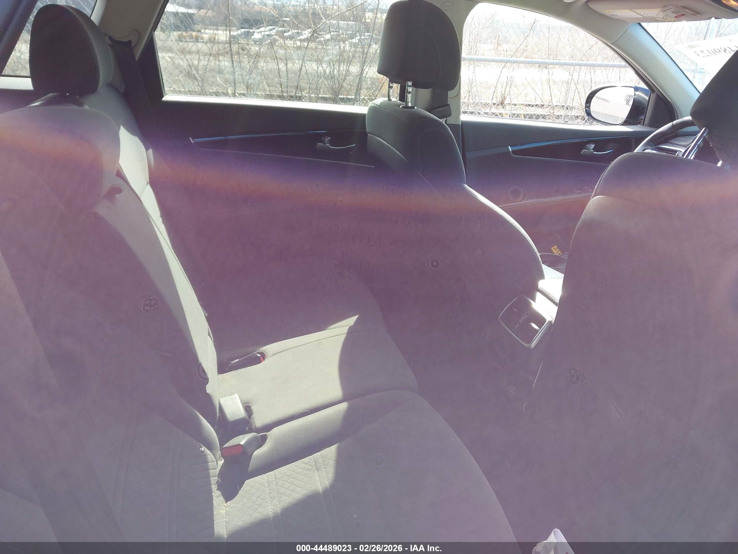 KIA SORENTO image 8