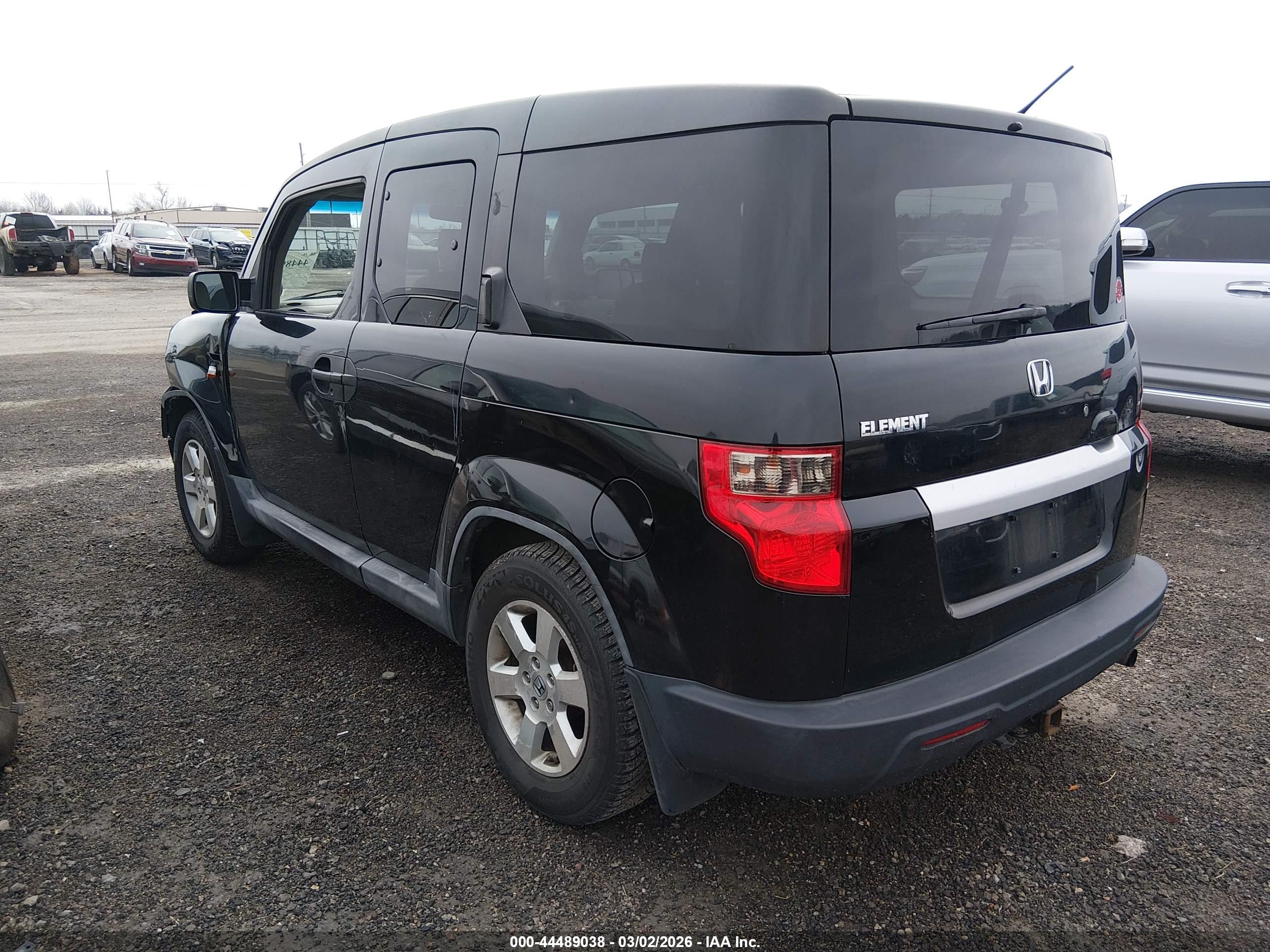 HONDA ELEMENT image 3