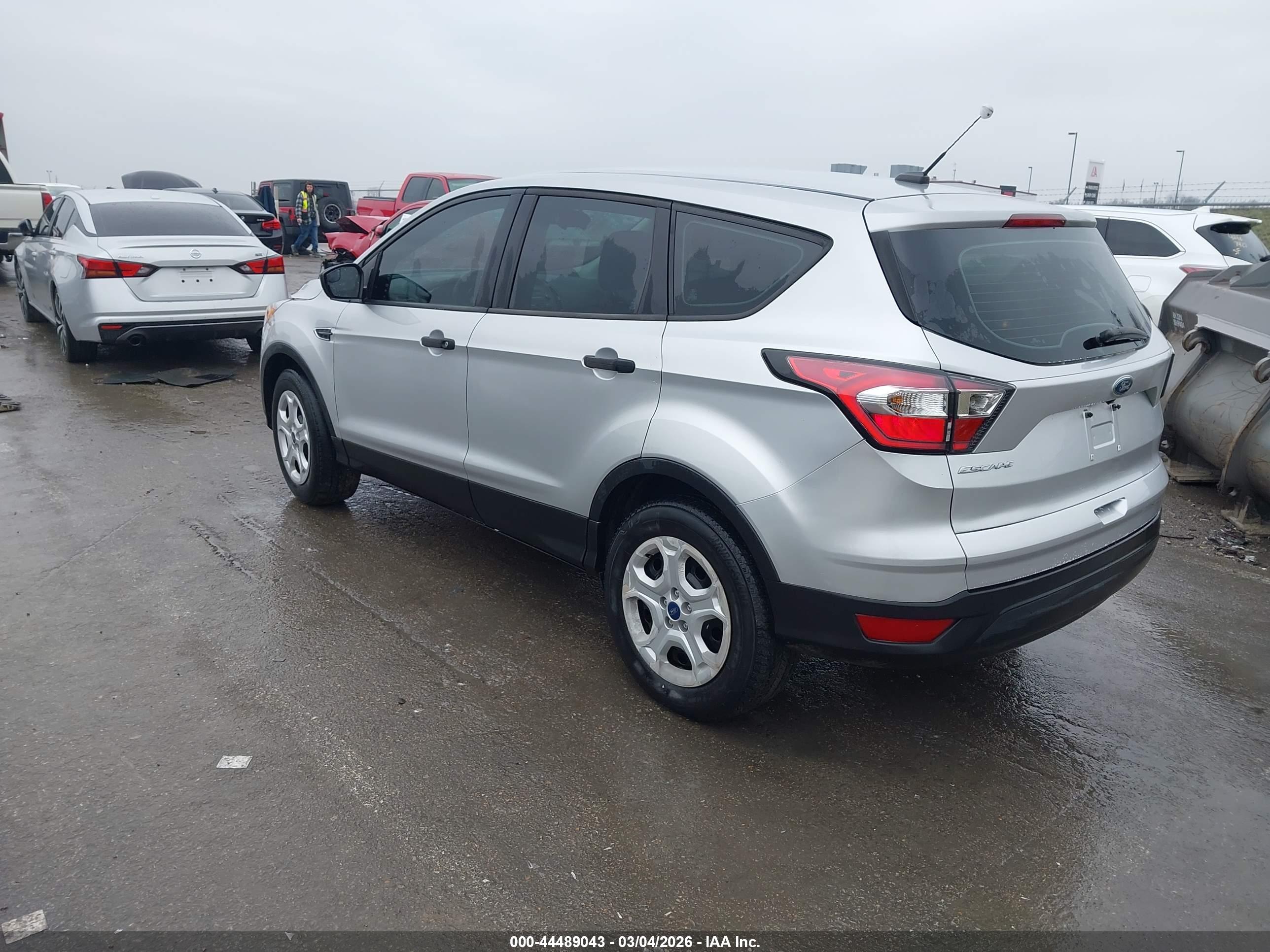 FORD ESCAPE image 3