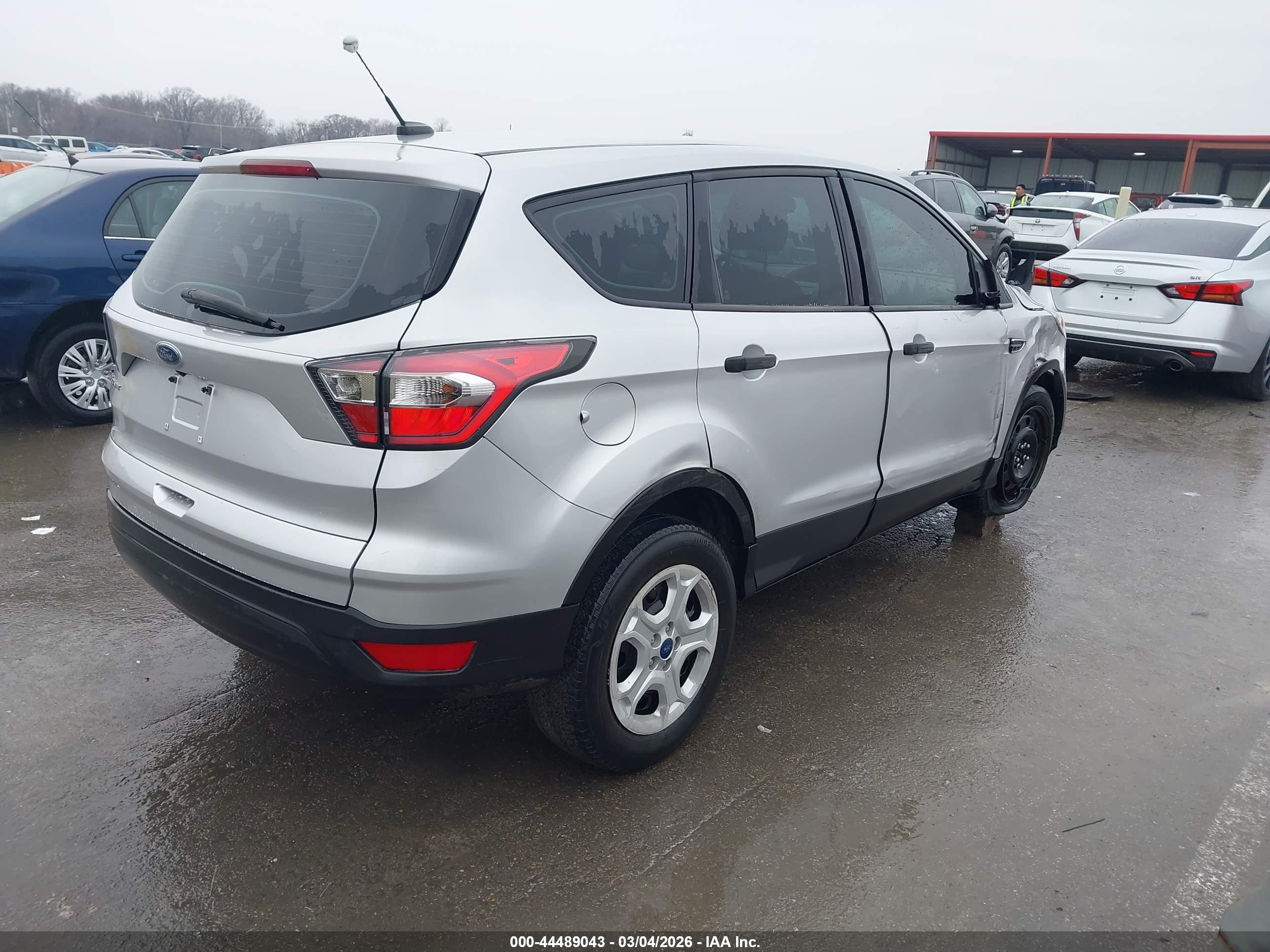 FORD ESCAPE image 4