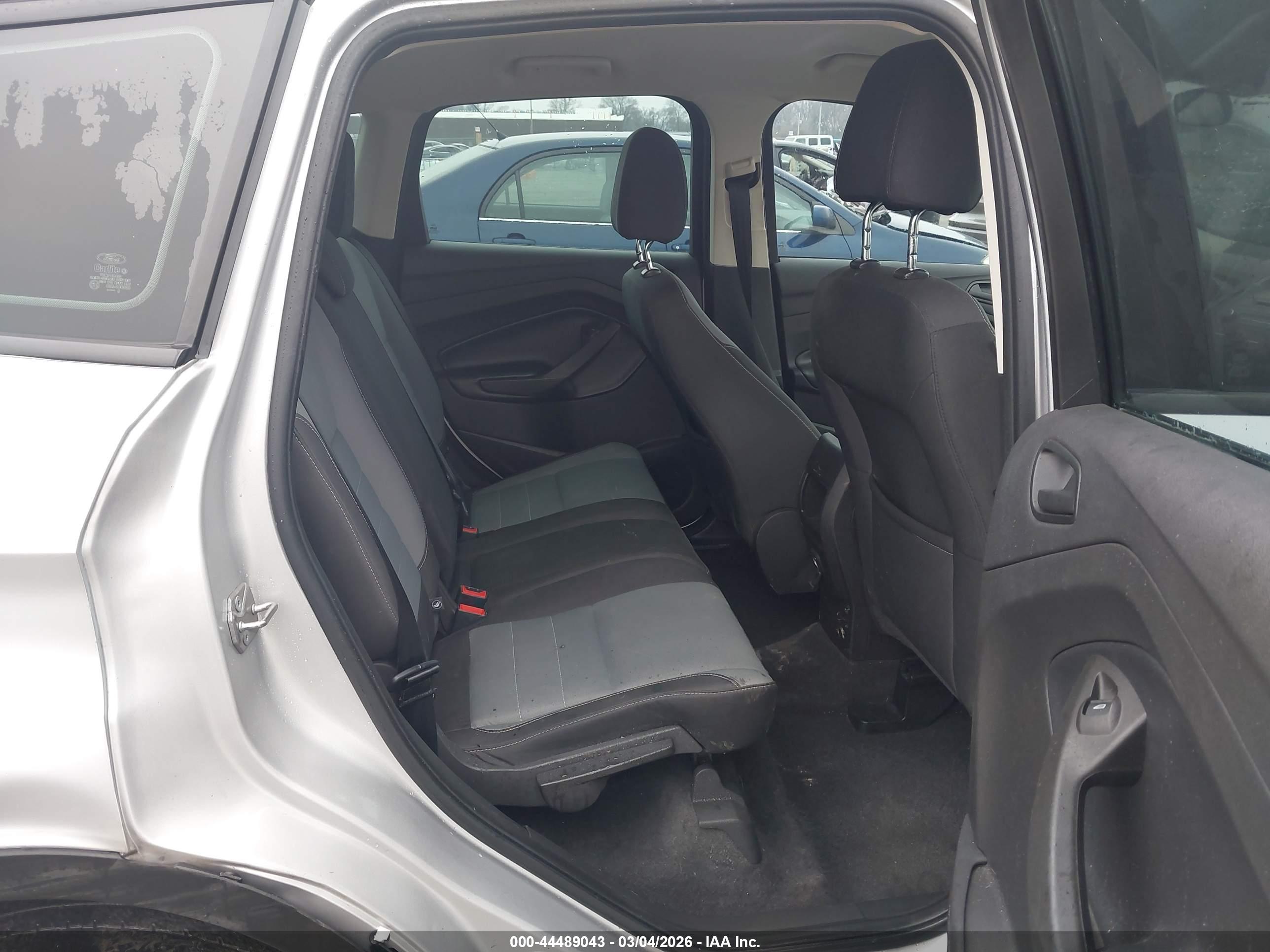FORD ESCAPE image 8
