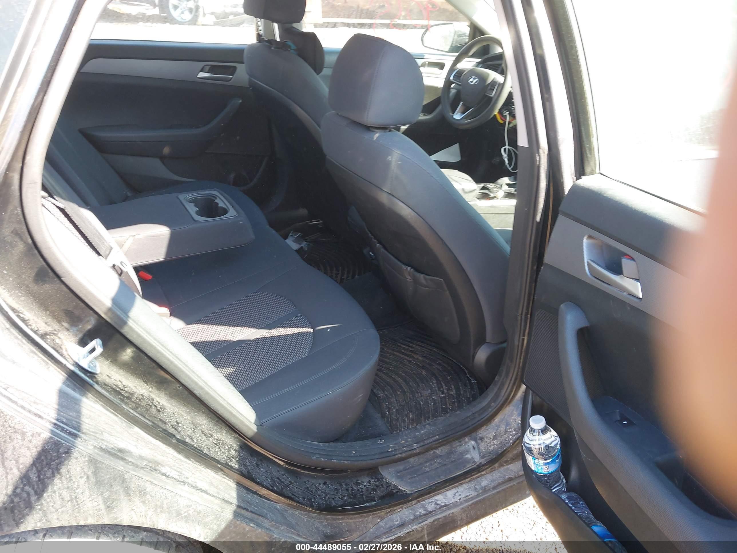 HYUNDAI SONATA image 8