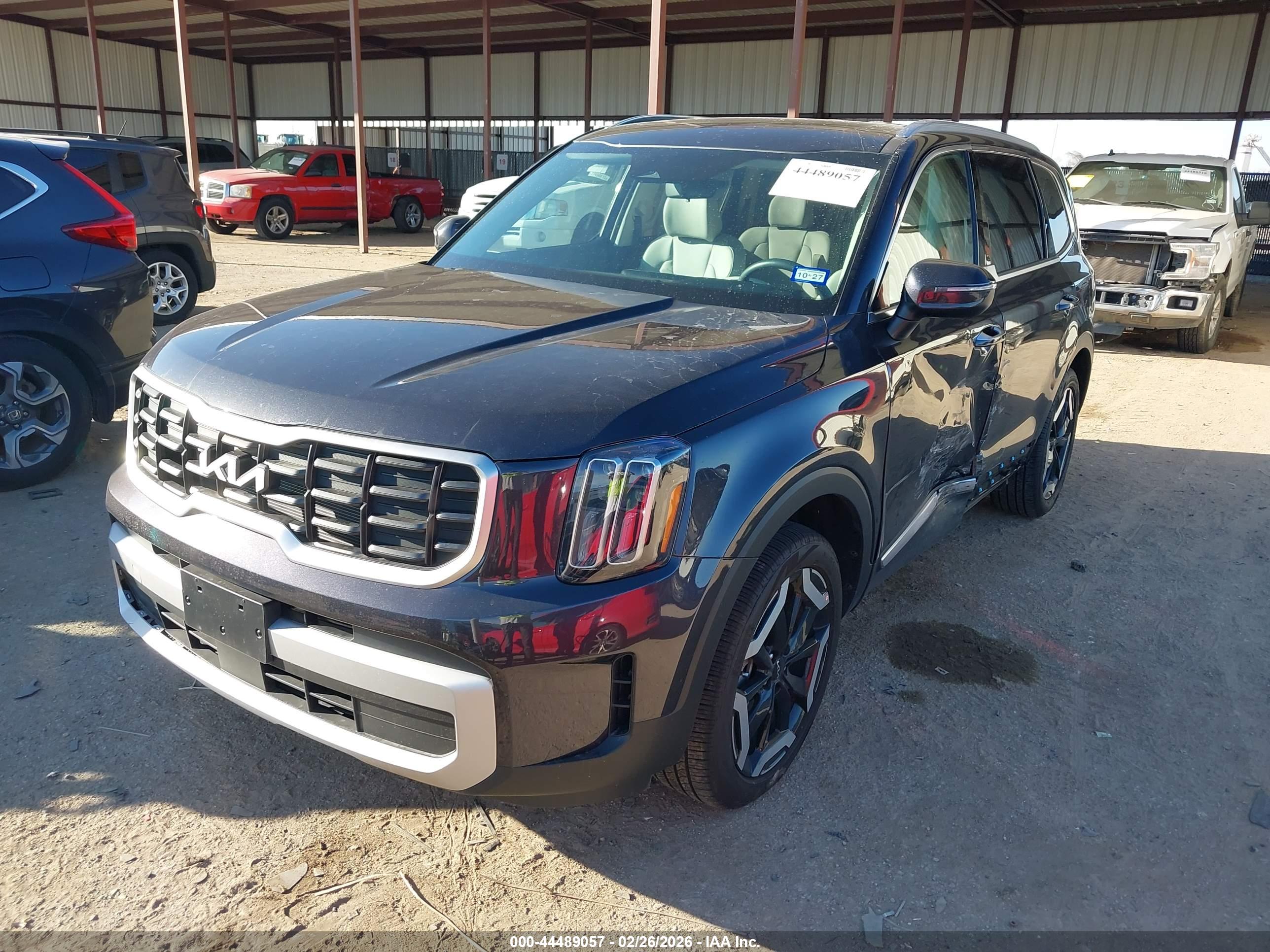 KIA TELLURIDE image 2