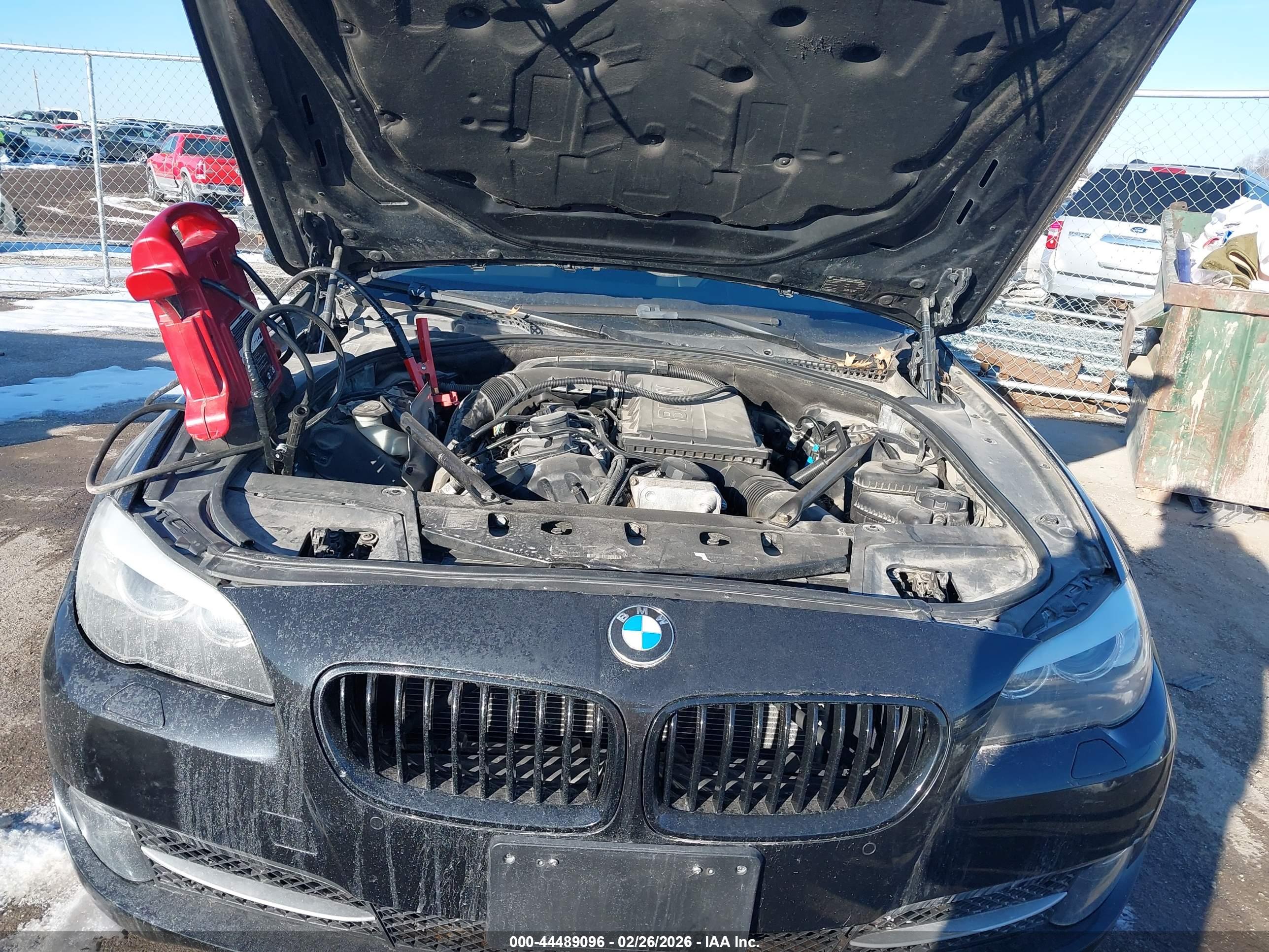 BMW 535I image 10