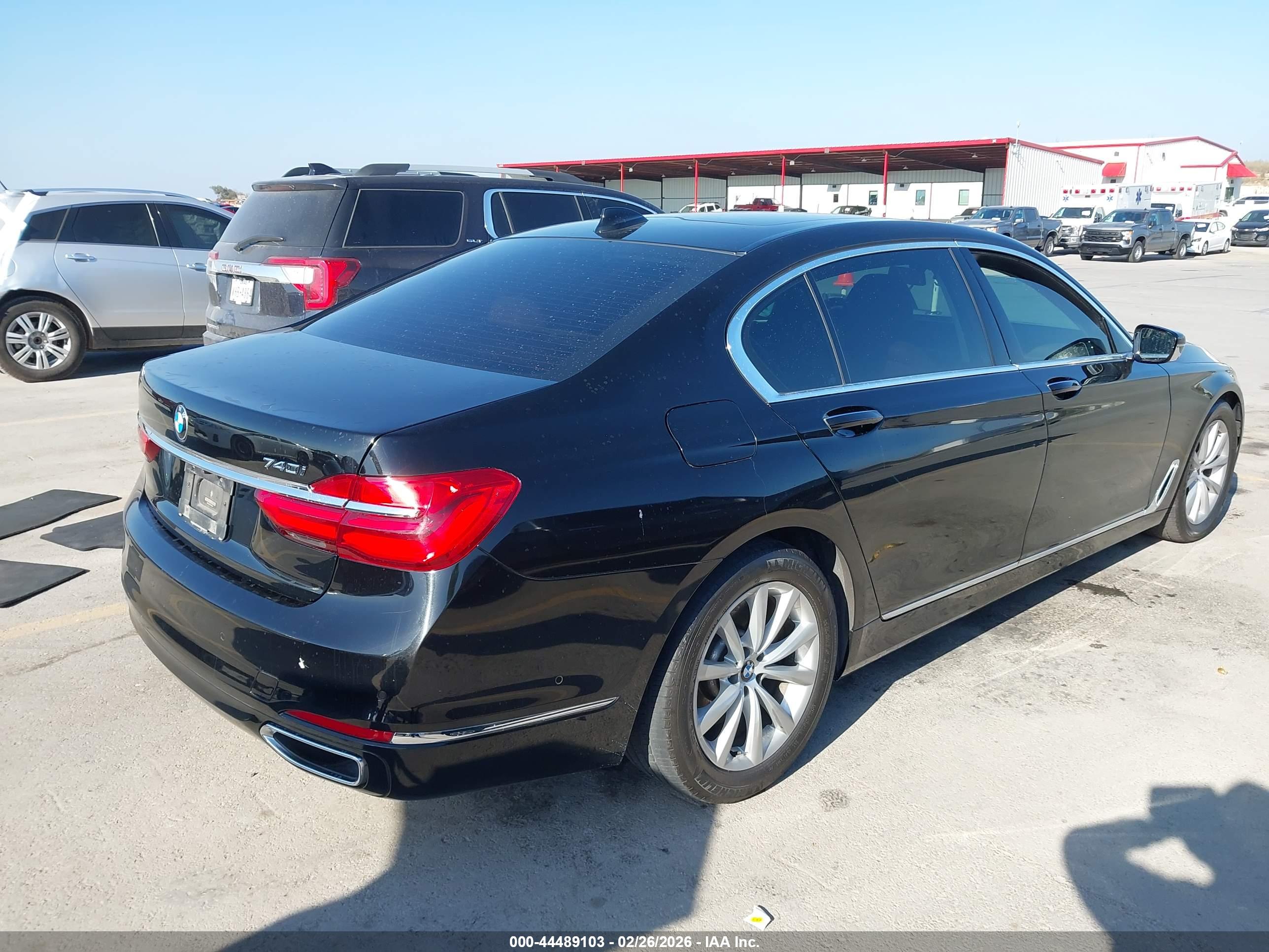 BMW 740I image 4