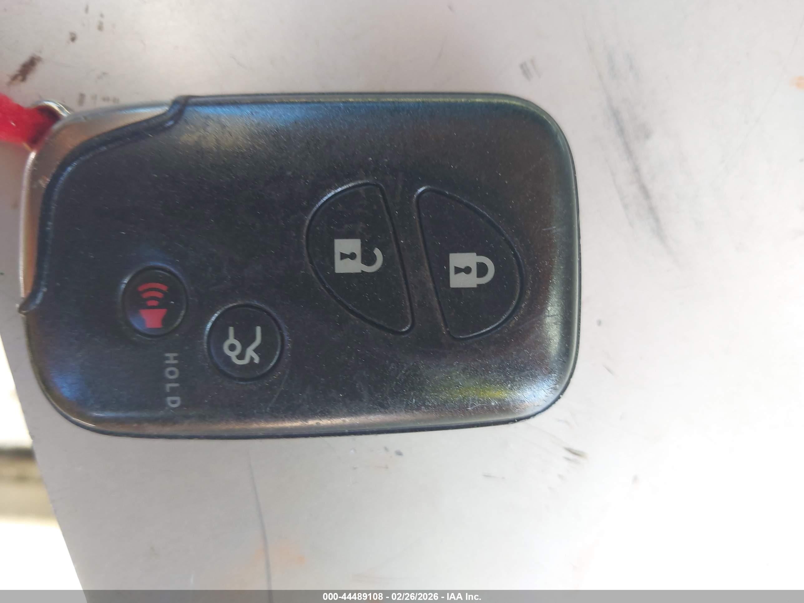LEXUS IS image 11