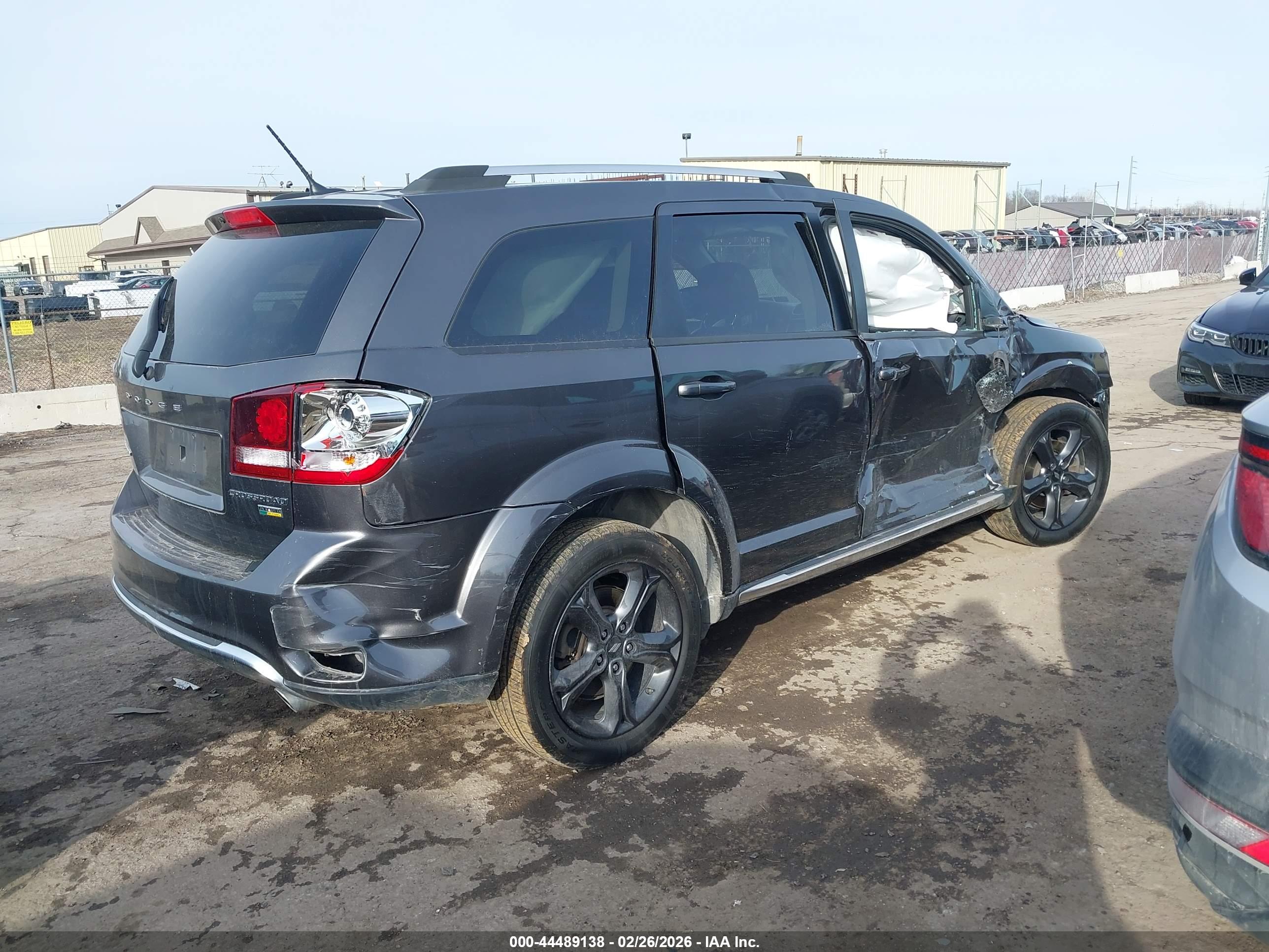 DODGE JOURNEY image 4