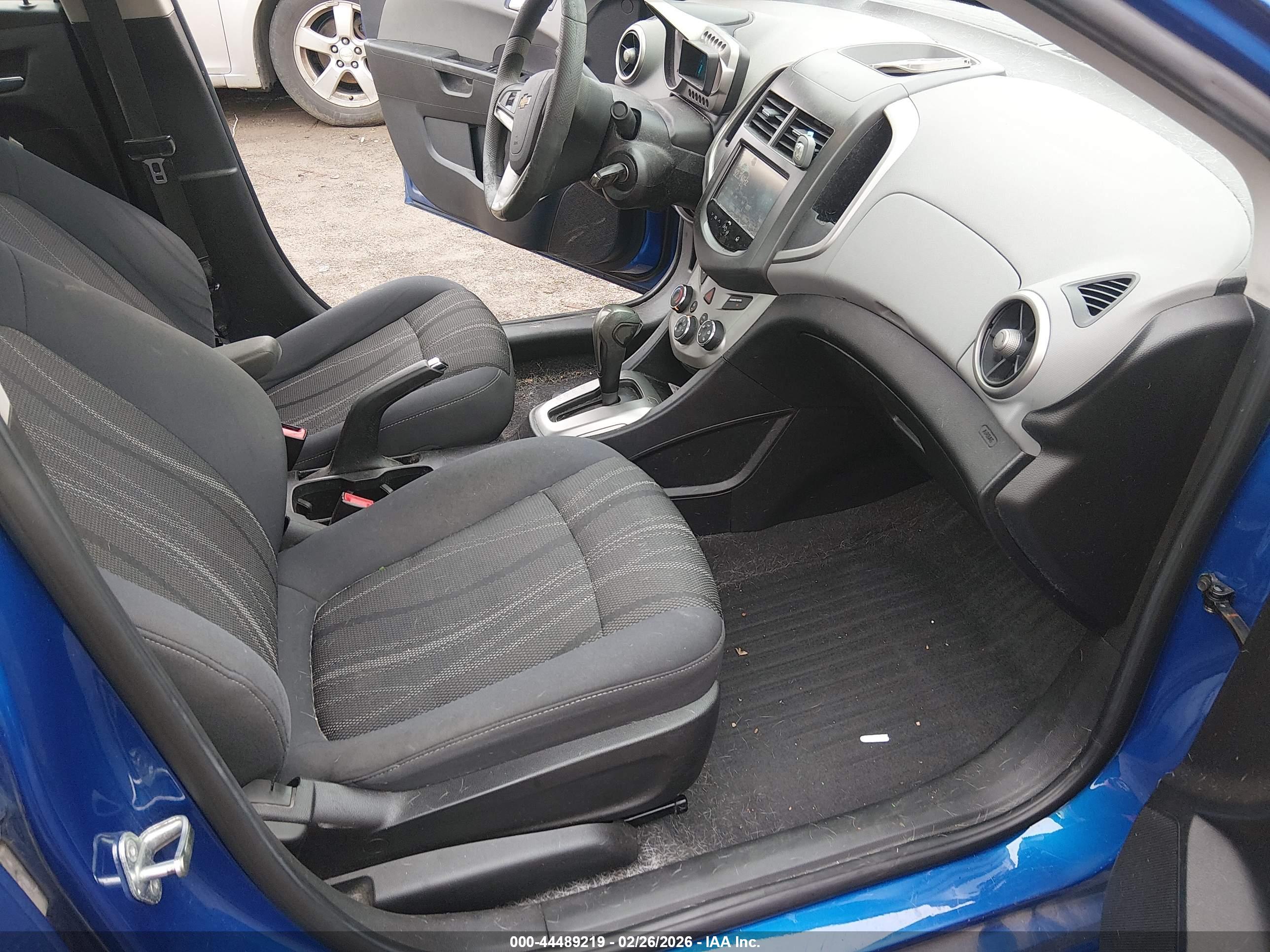 CHEVROLET SONIC image 5