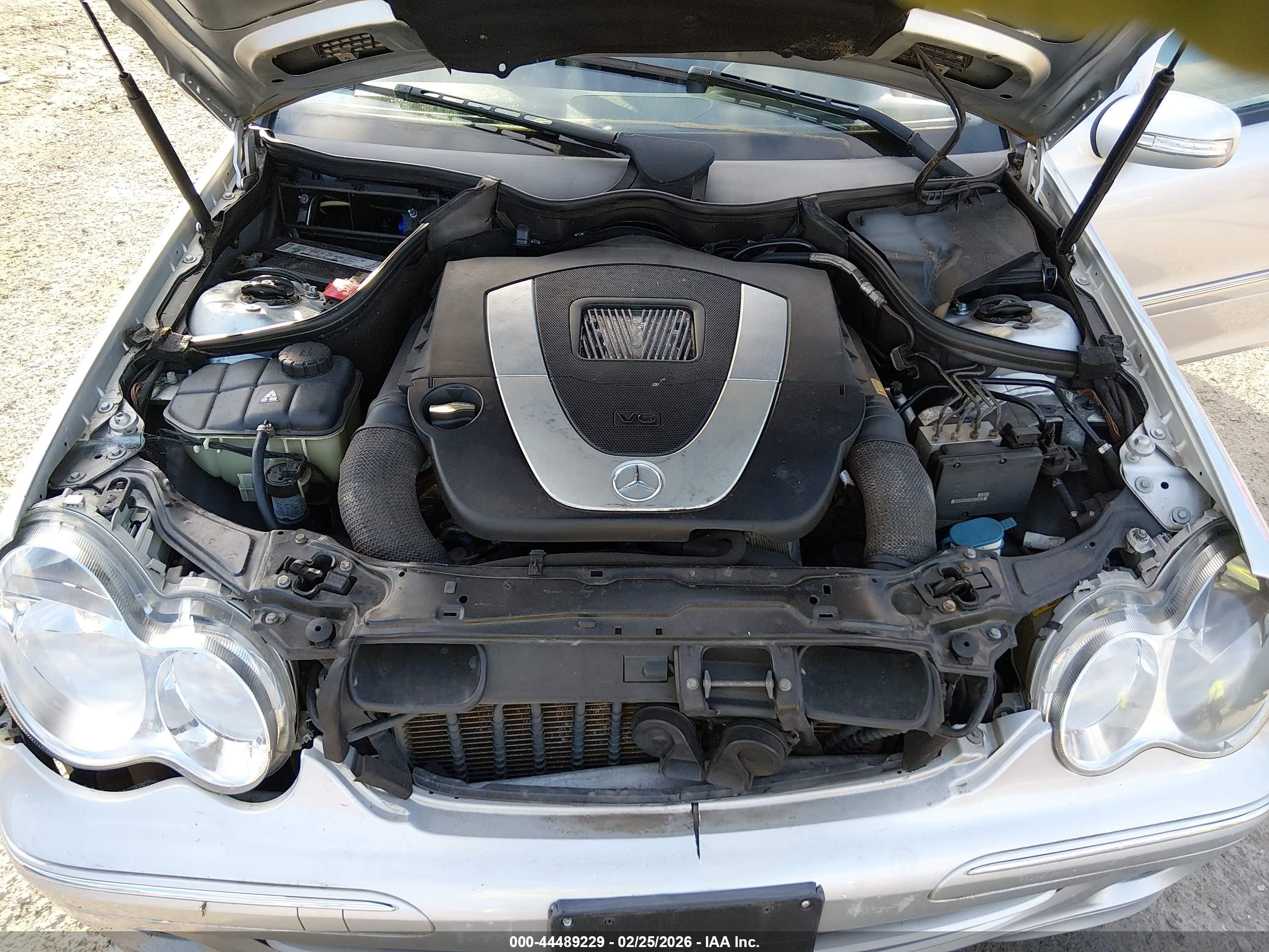 MERCEDES-BENZ C image 10