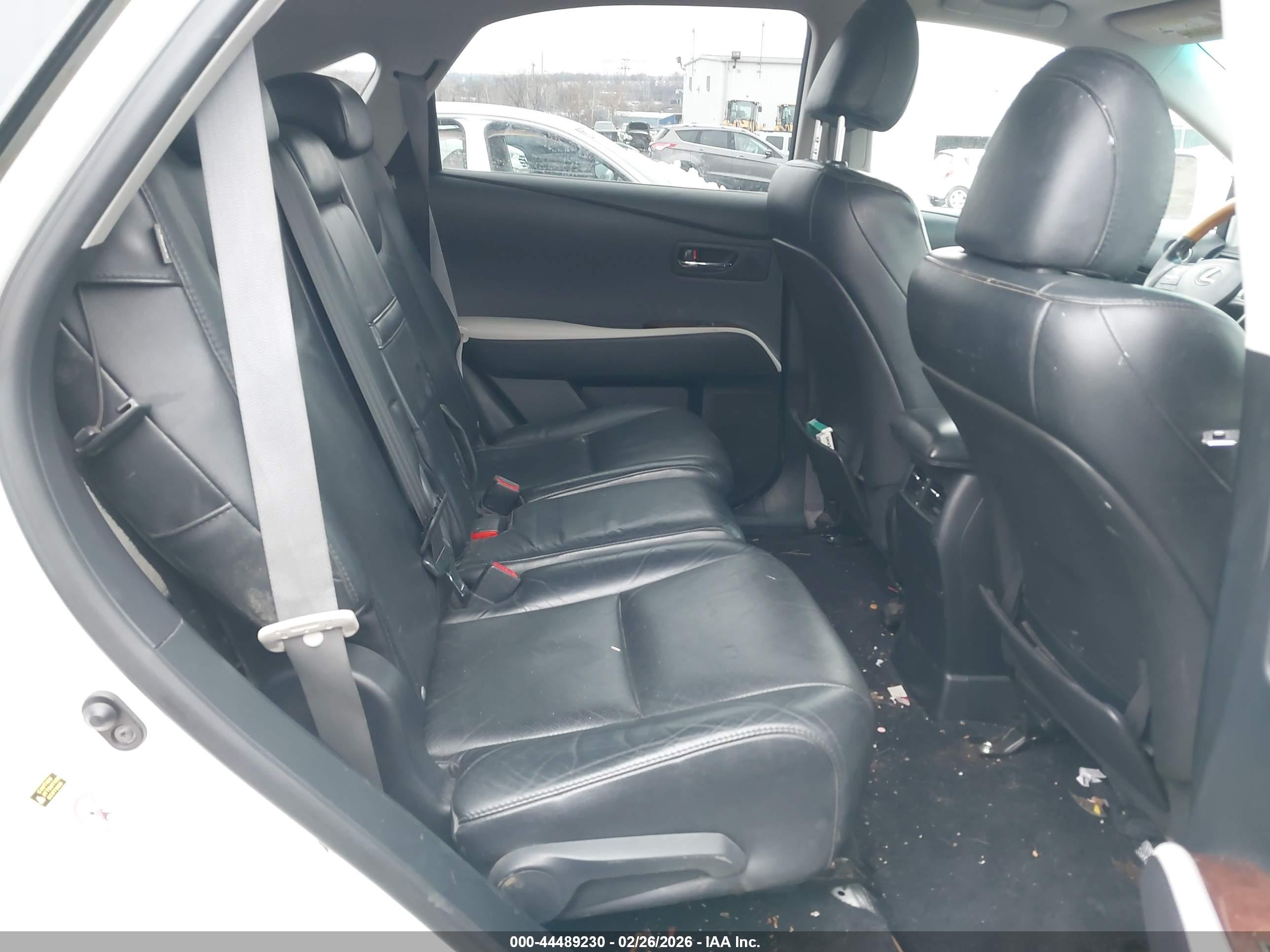 LEXUS RX image 8