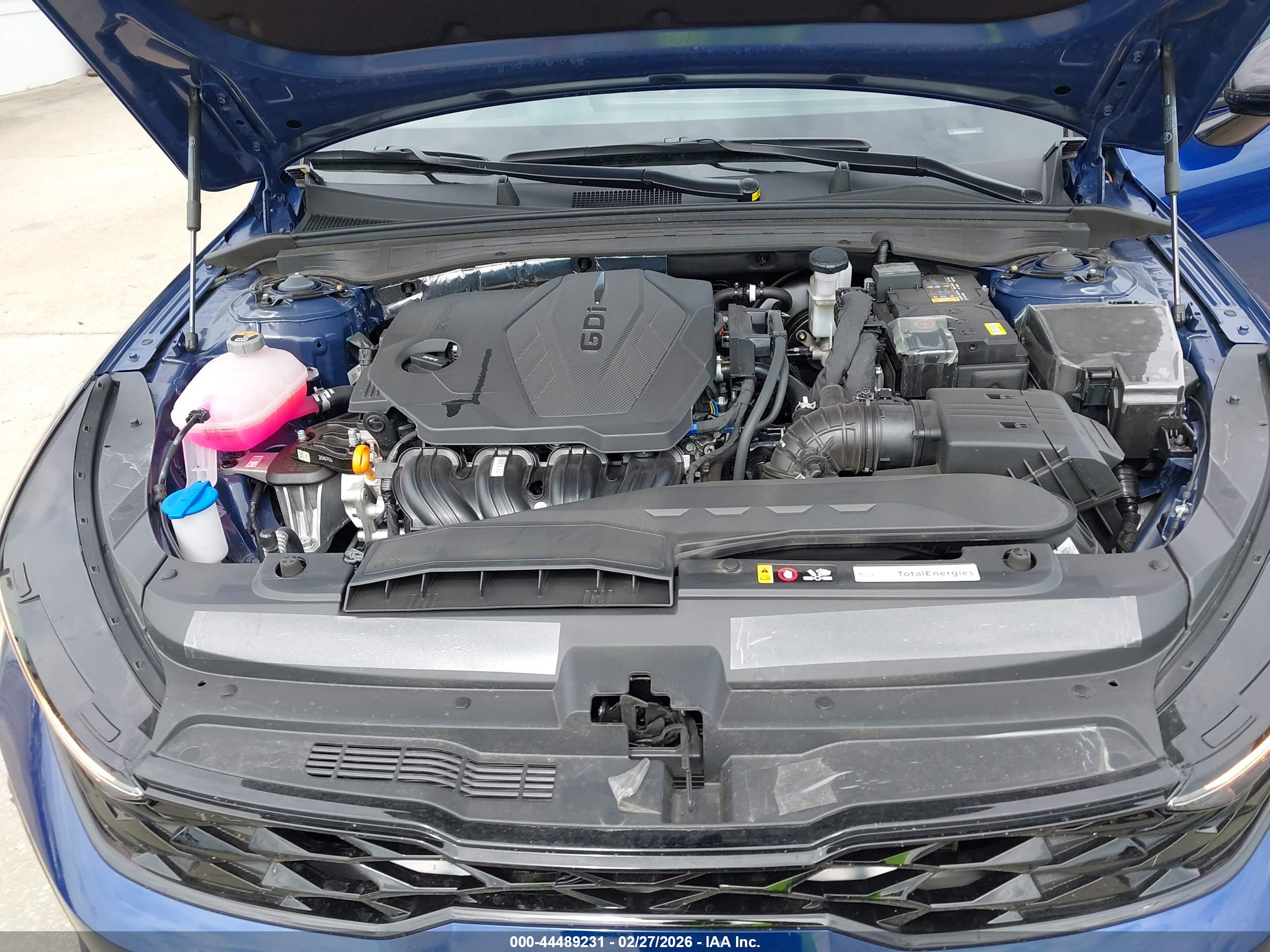 KIA K5 image 10