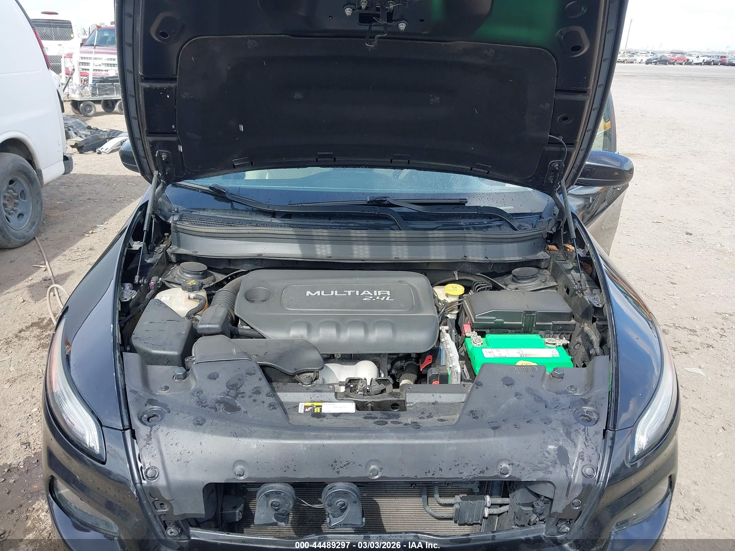 JEEP CHEROKEE image 10