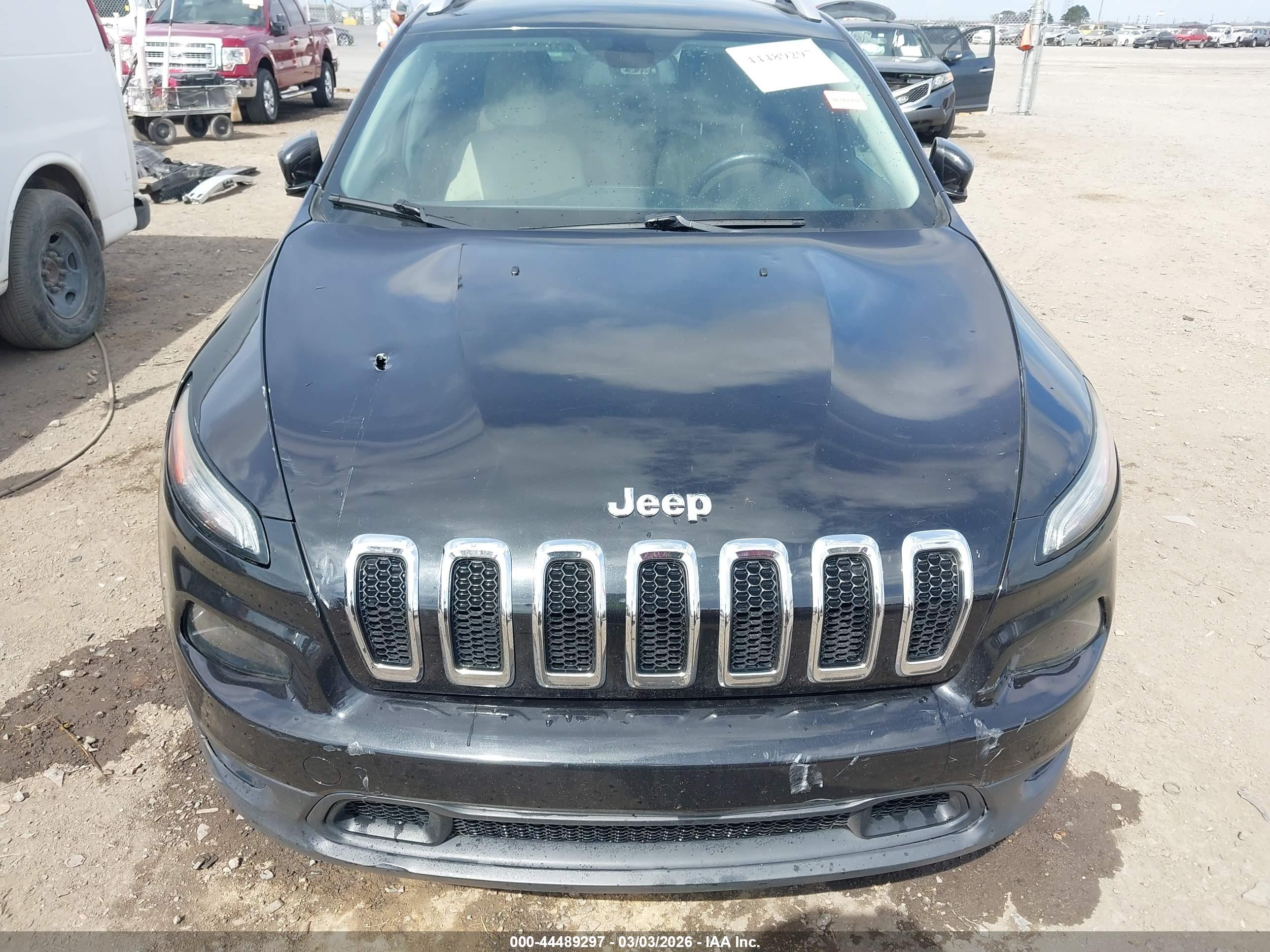 JEEP CHEROKEE image 6