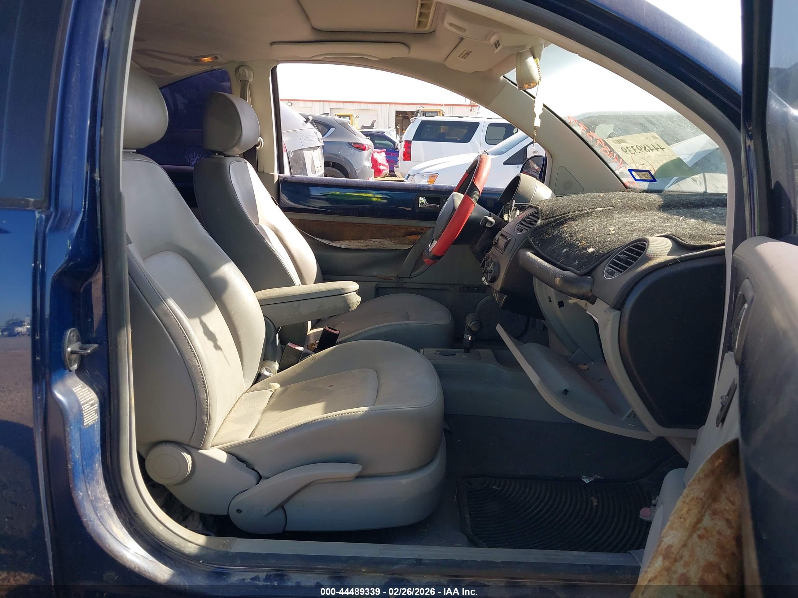 VOLKSWAGEN NEW image 5