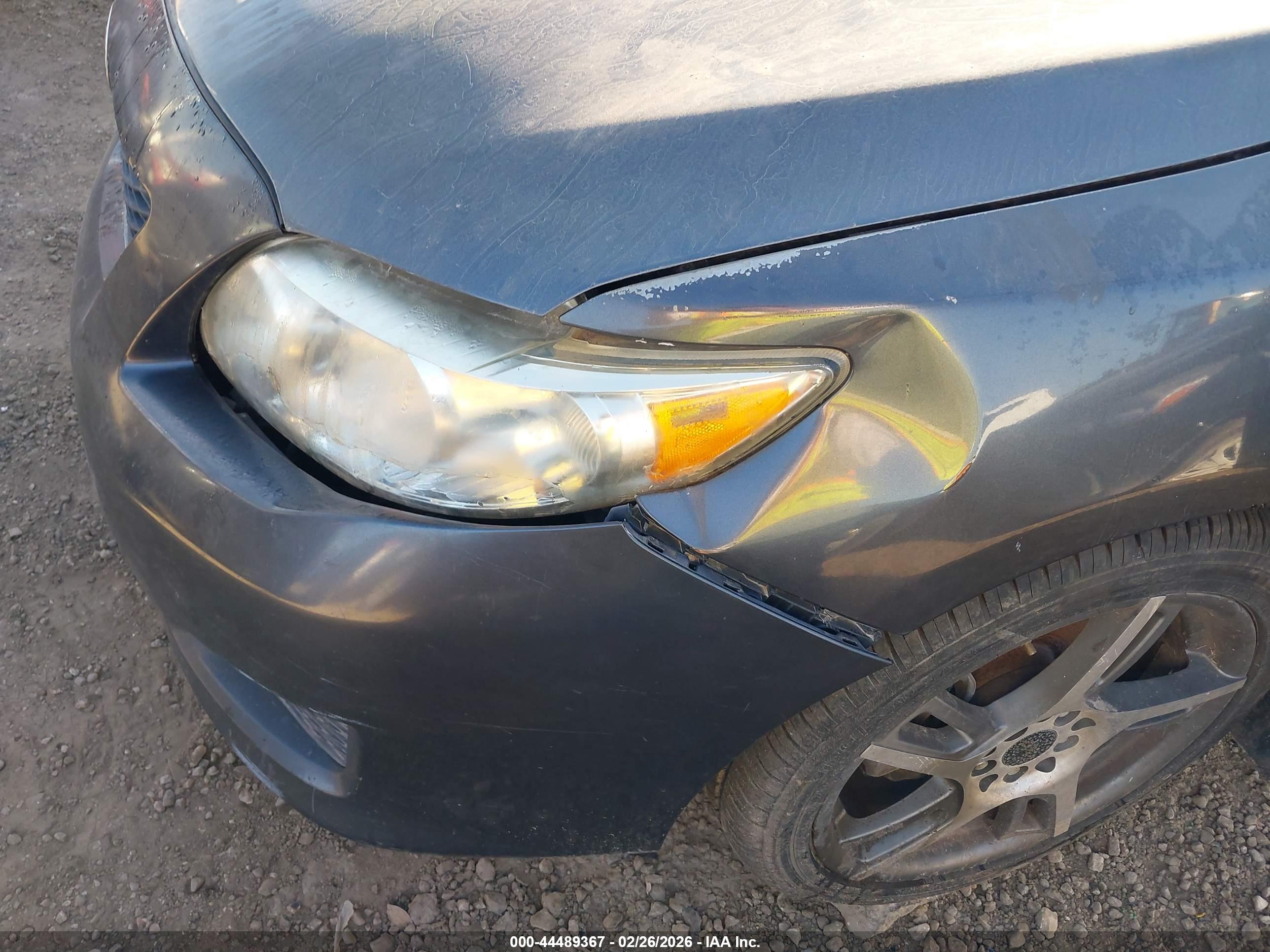 TOYOTA COROLLA image 6