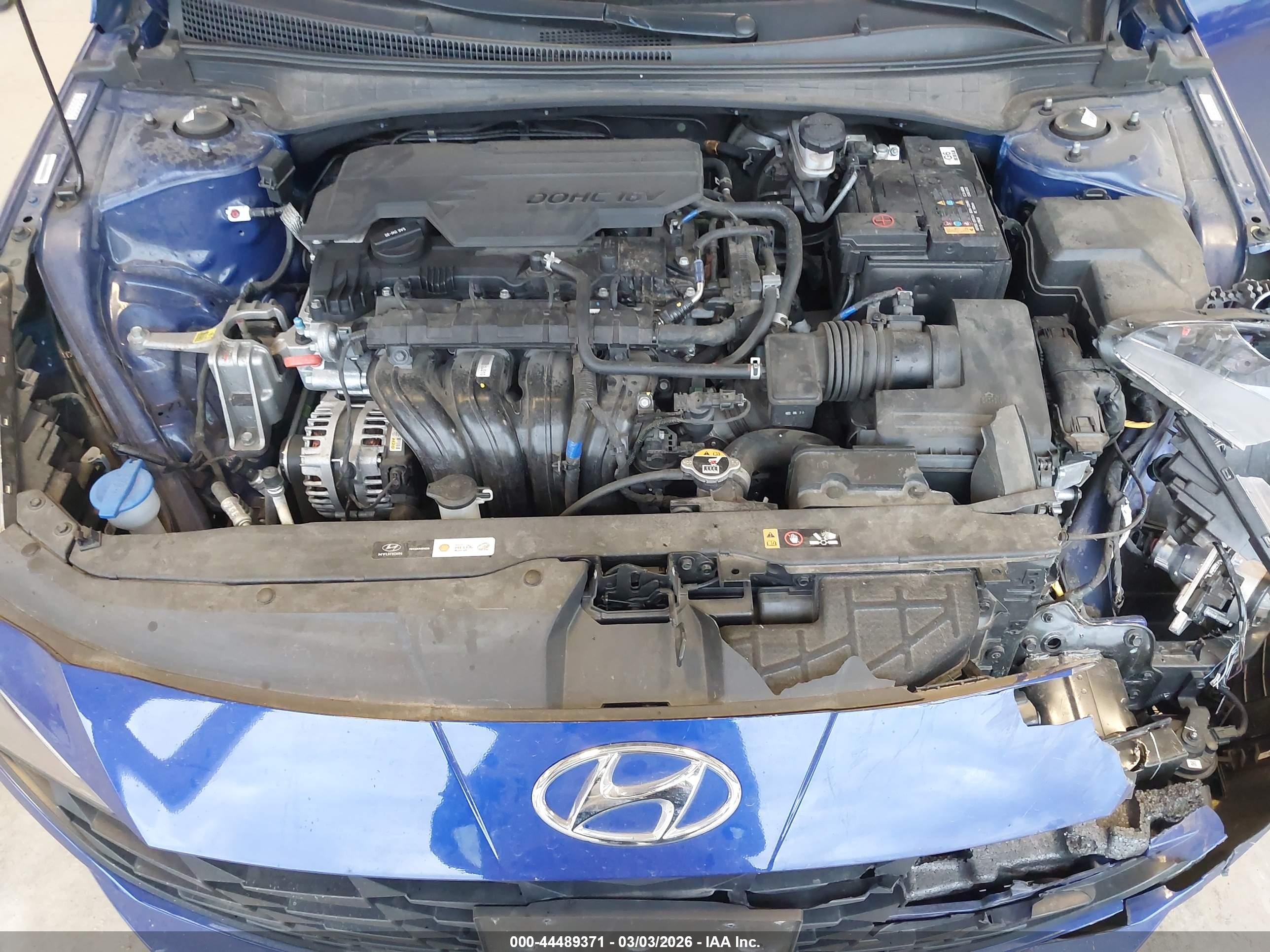 HYUNDAI ELANTRA image 10