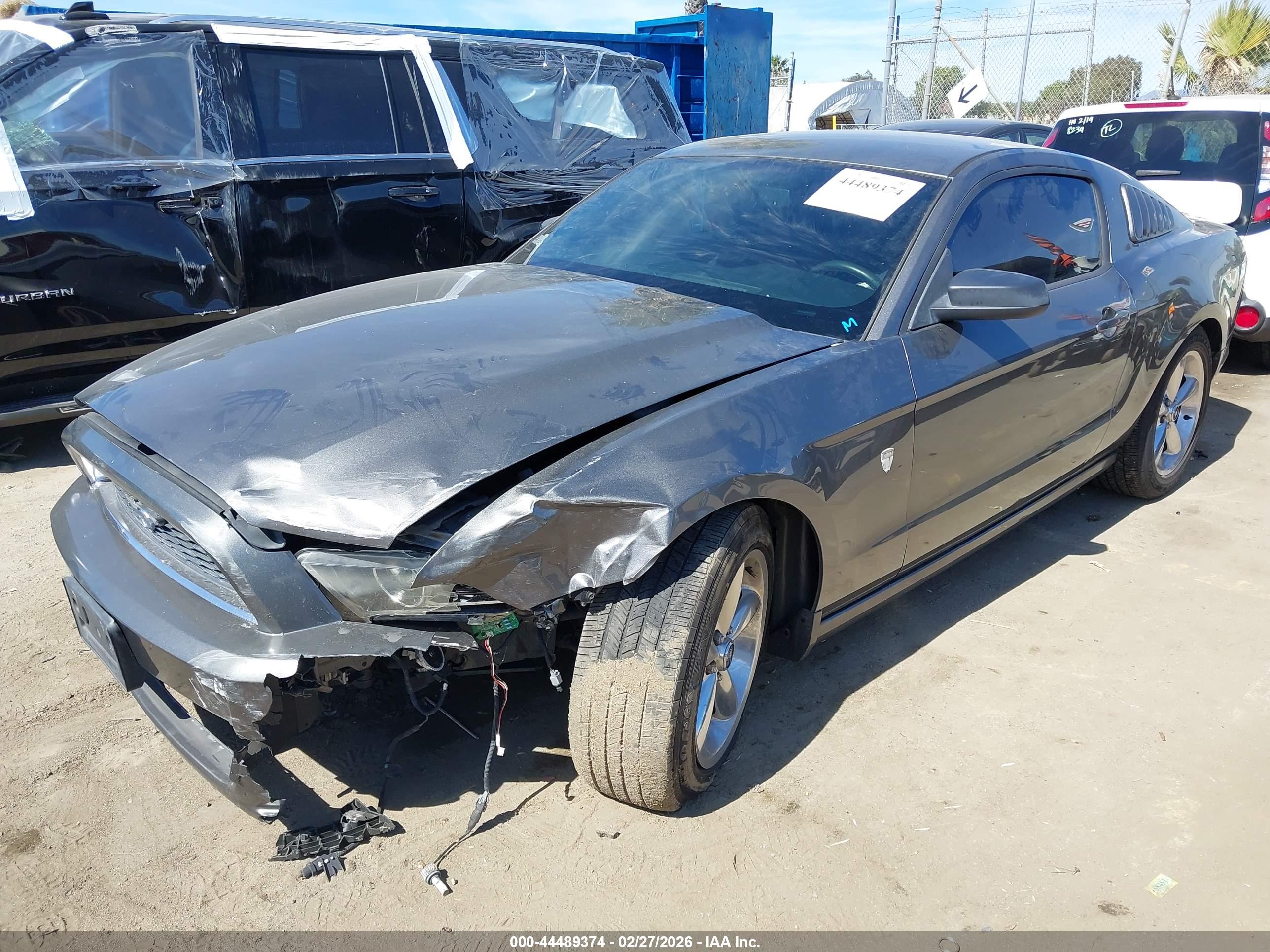 FORD MUSTANG image 6