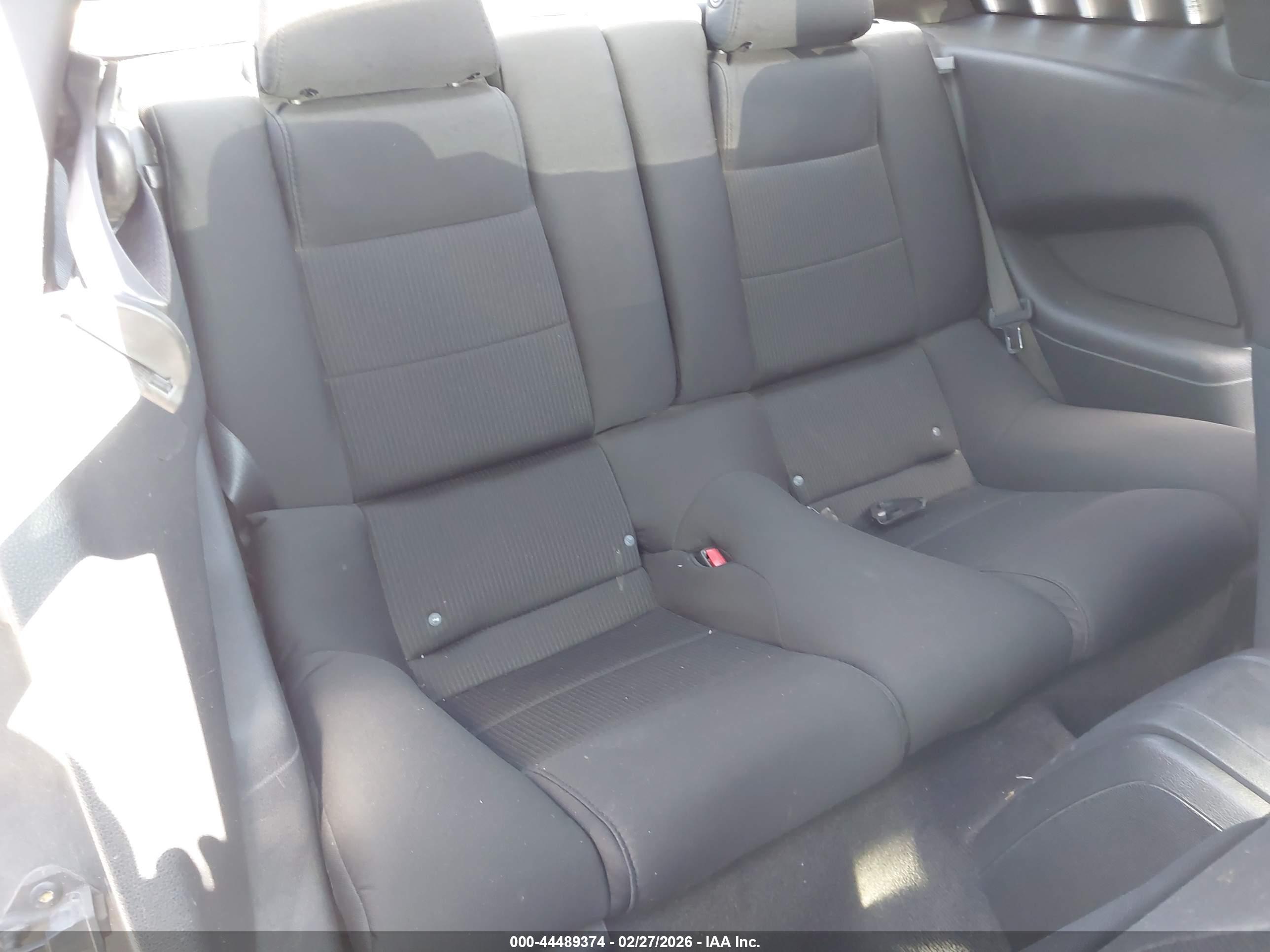 FORD MUSTANG image 8