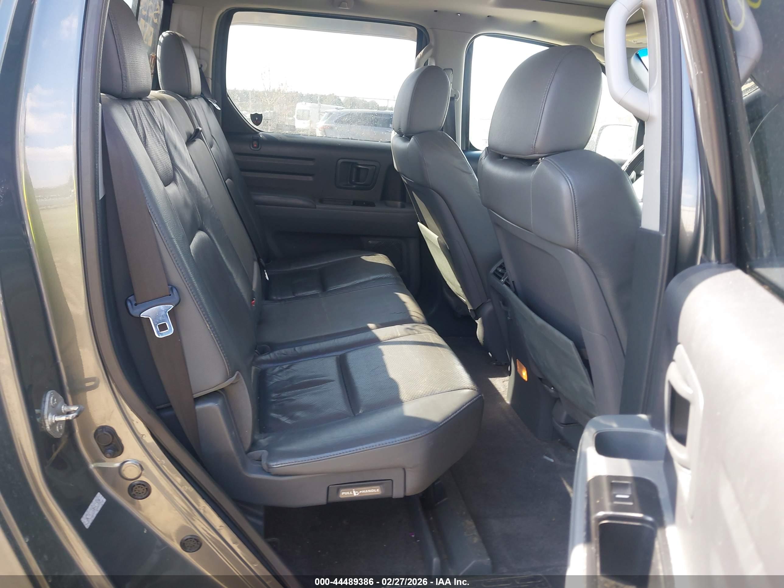 HONDA RIDGELINE image 8