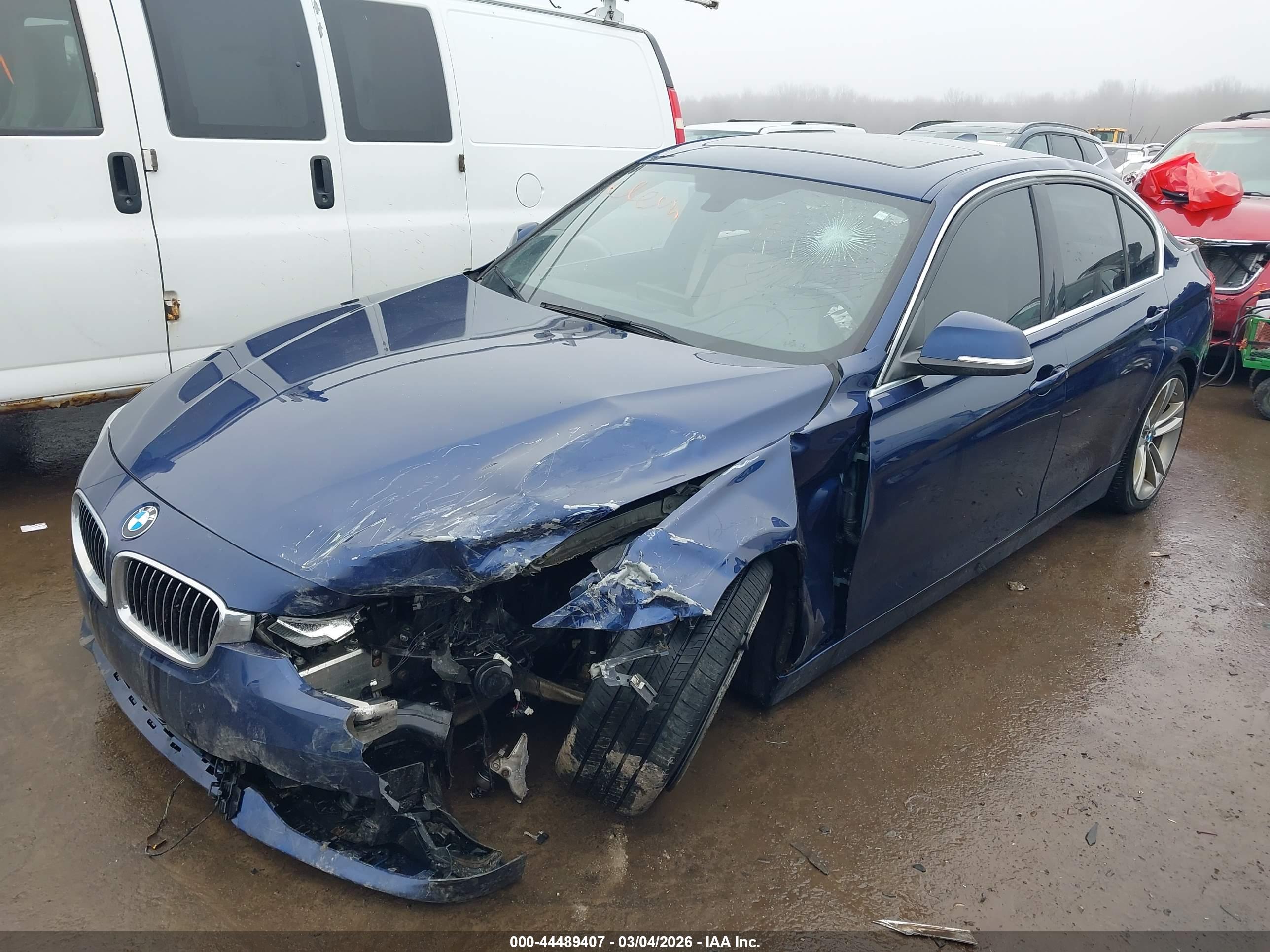 BMW 328I image 2