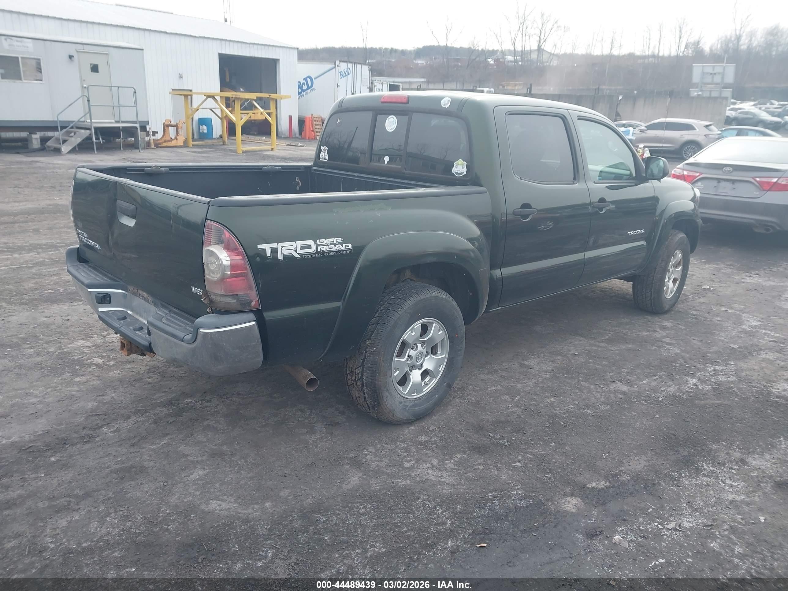TOYOTA TACOMA image 4