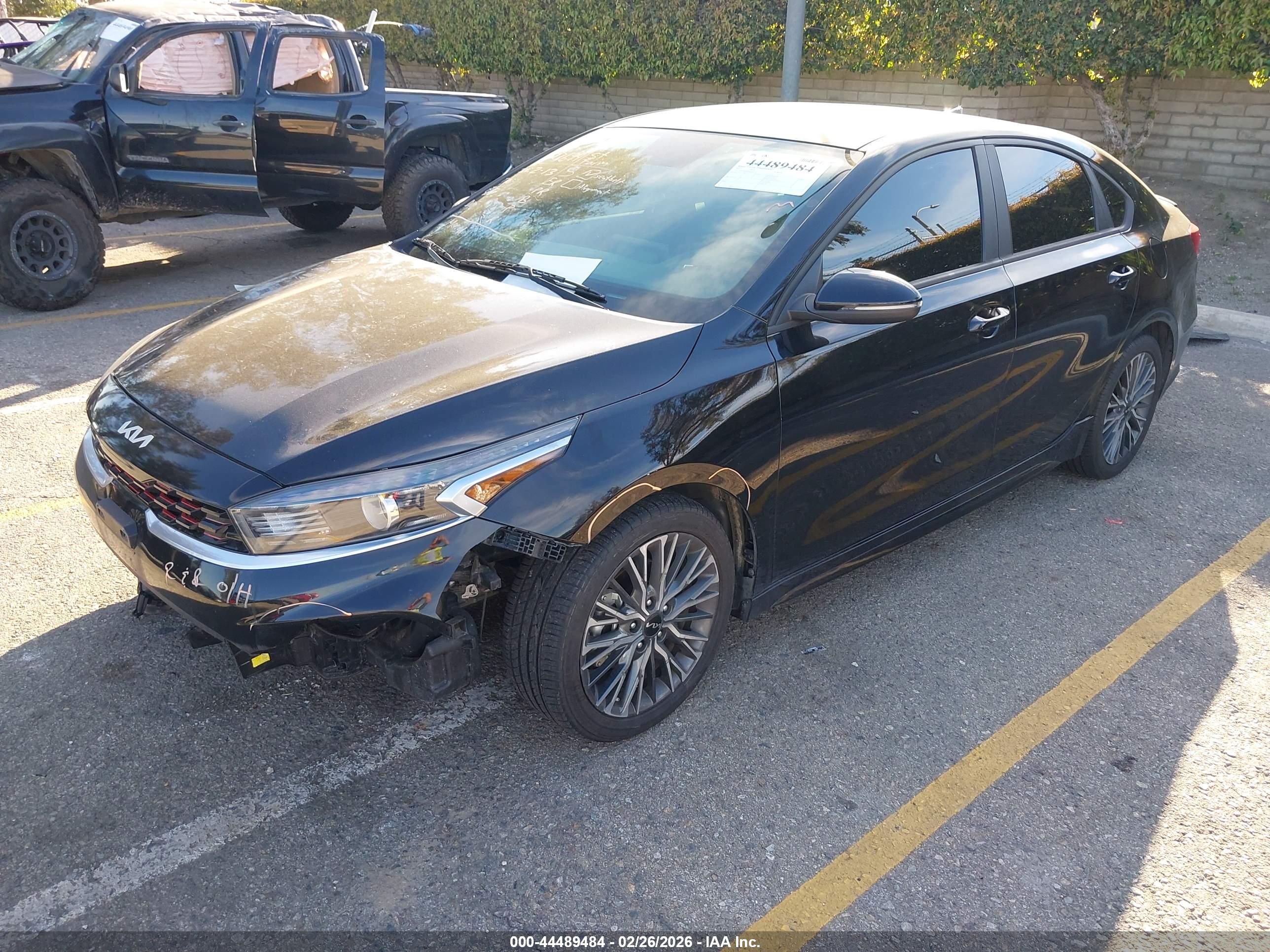 KIA FORTE image 2