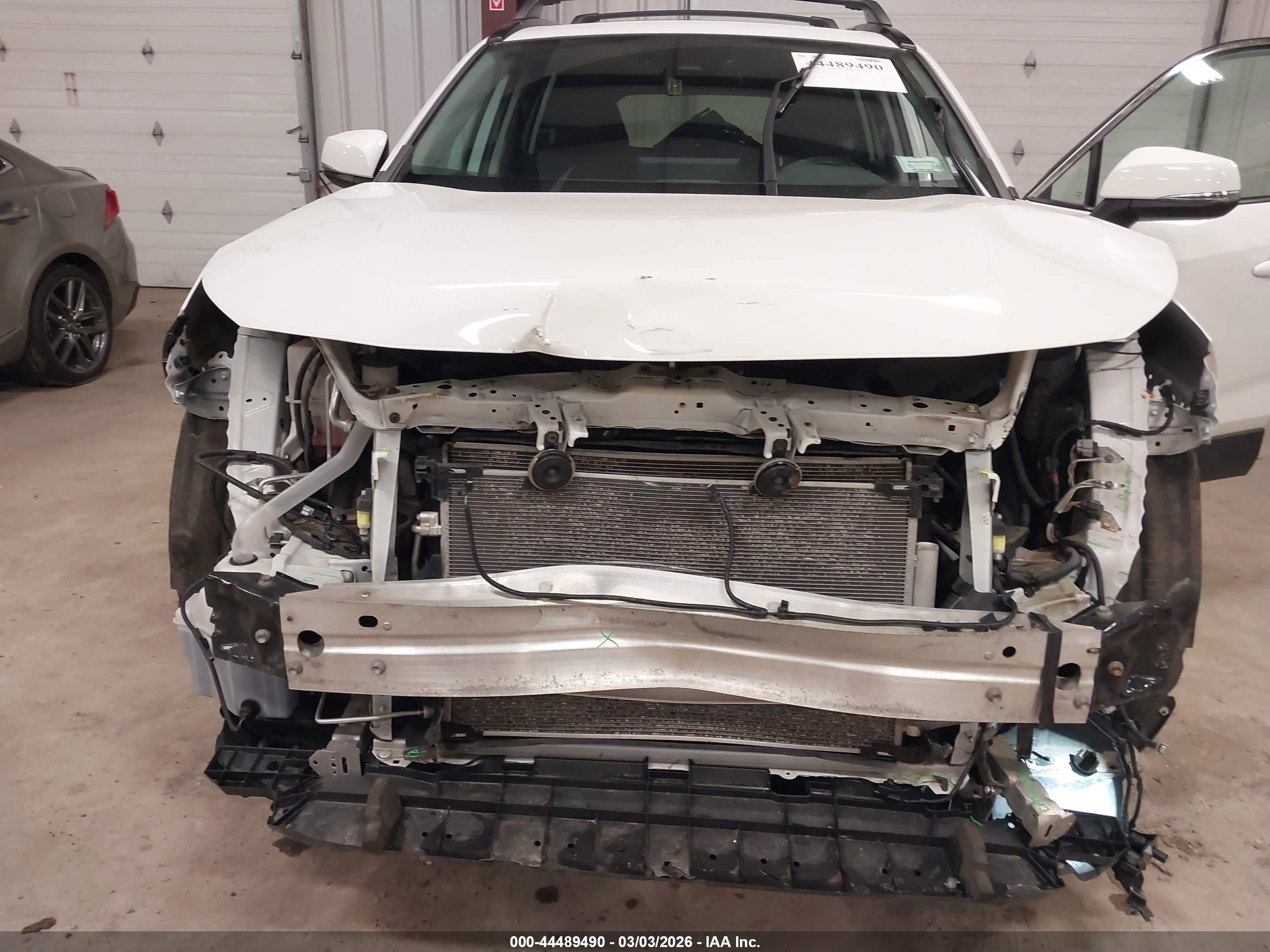 TOYOTA RAV4 image 6