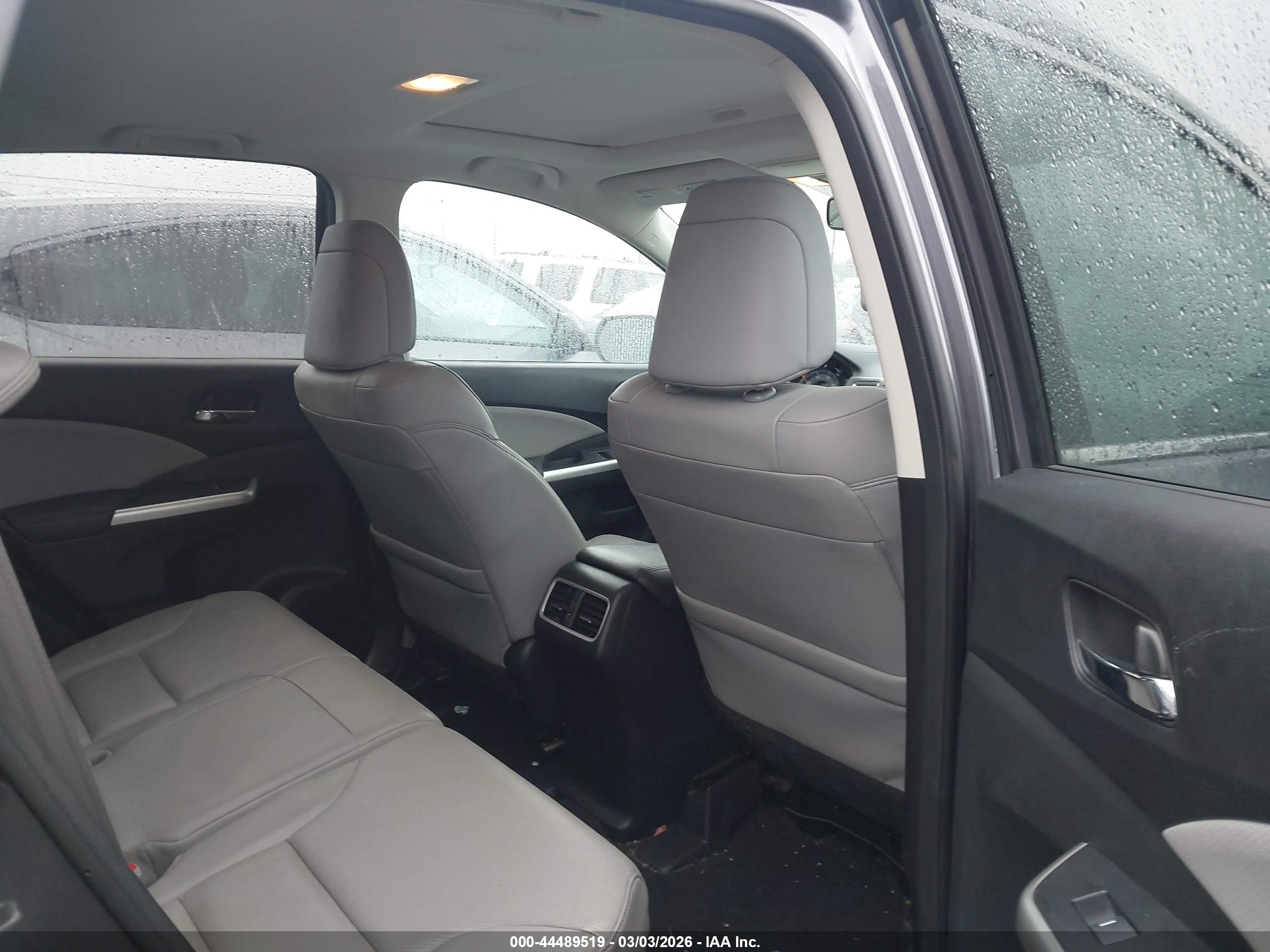 HONDA CR-V image 8