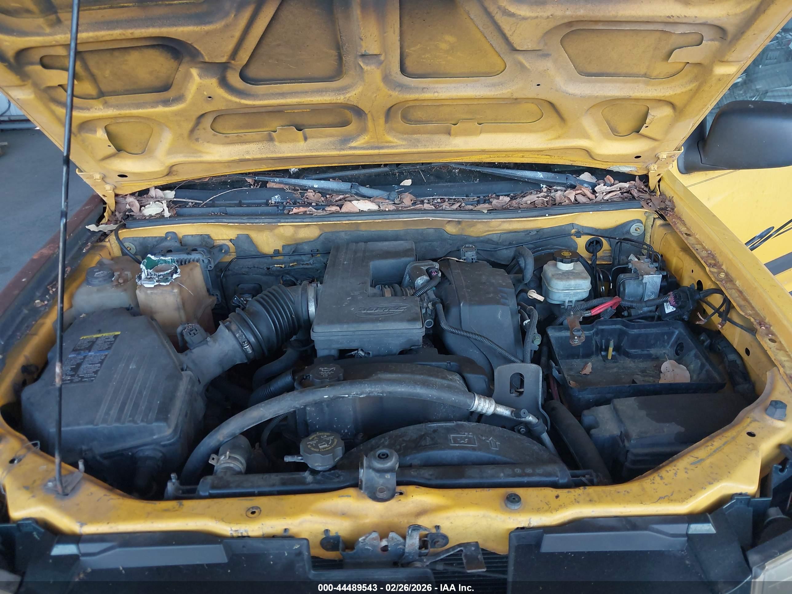 CHEVROLET COLORADO image 10