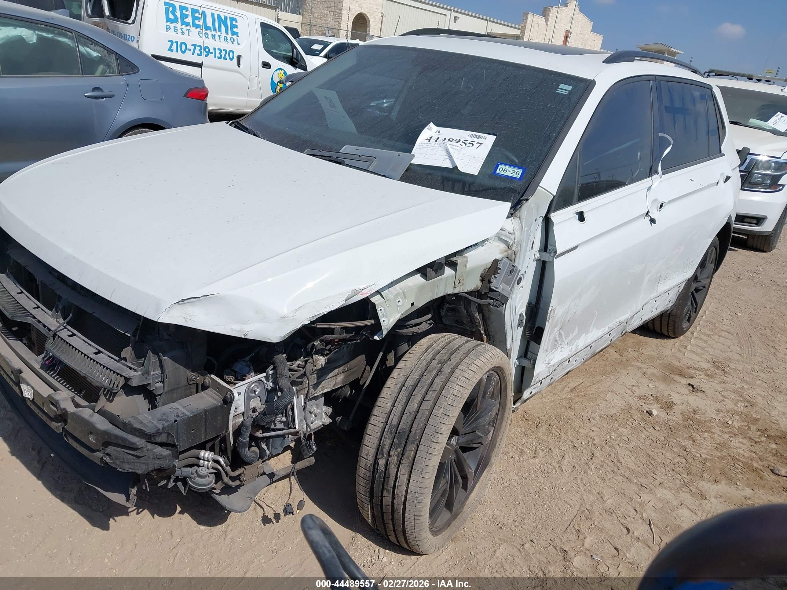 VOLKSWAGEN TIGUAN image 2