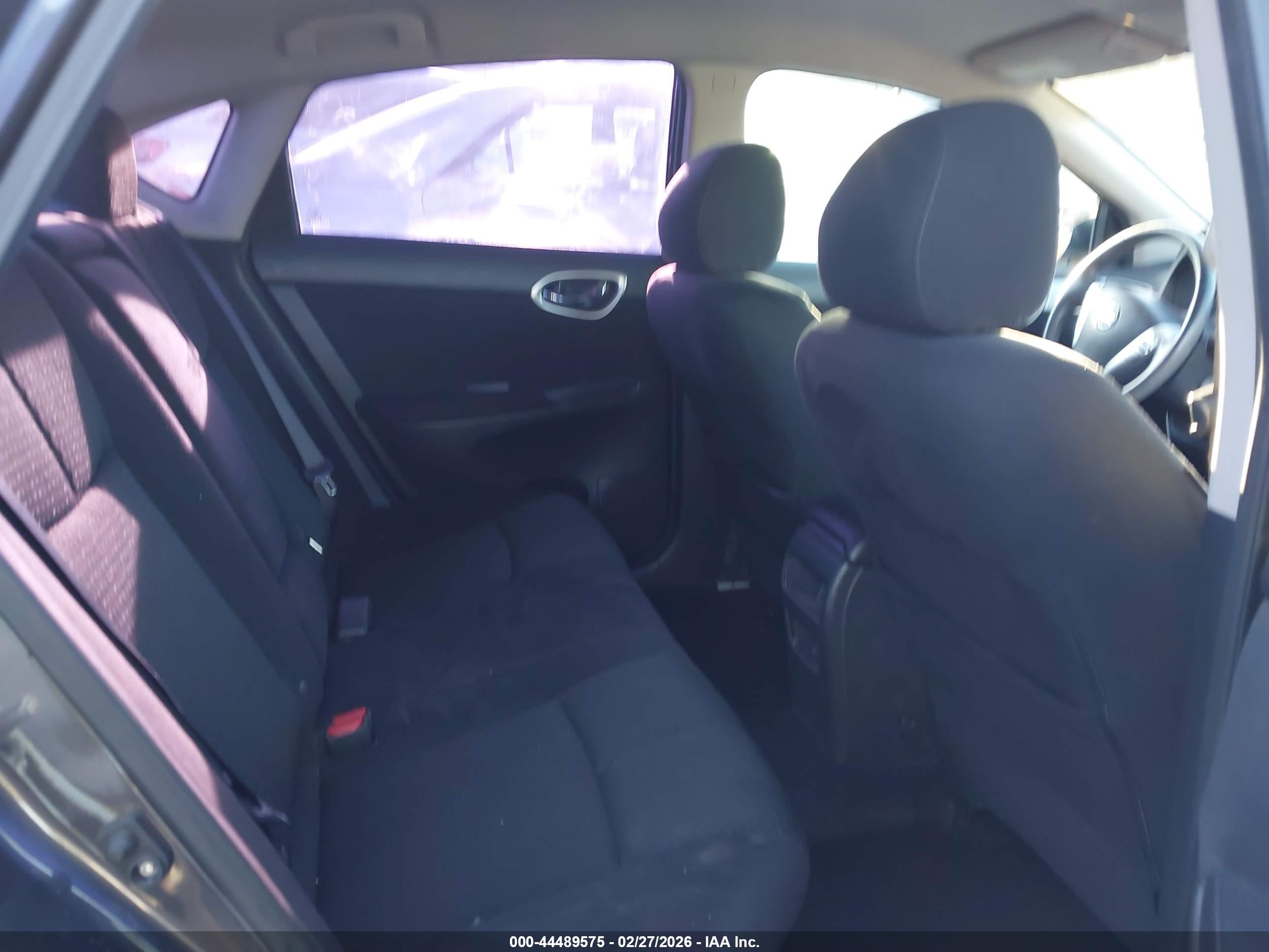 NISSAN SENTRA image 8