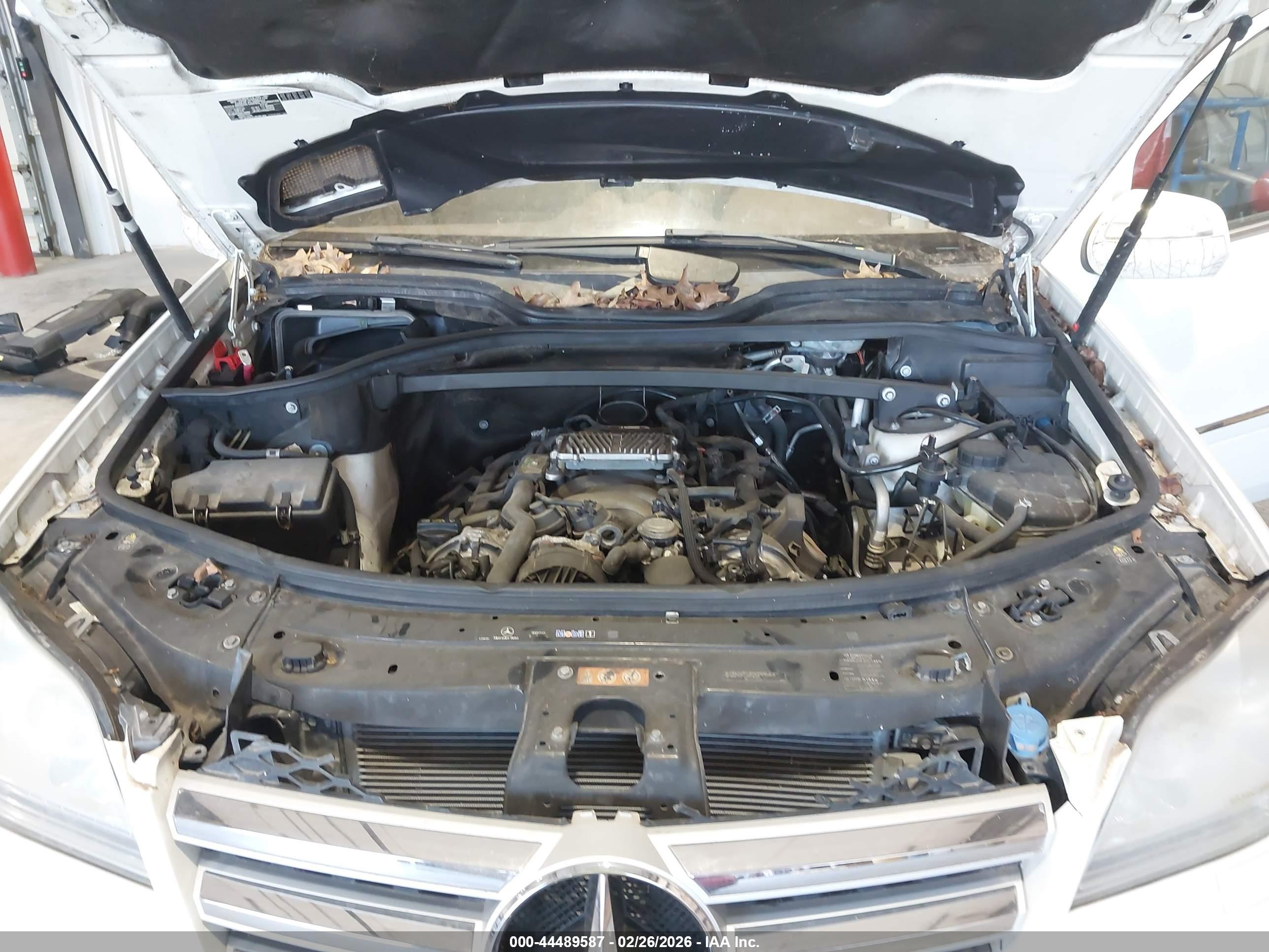 MERCEDES-BENZ GL image 10