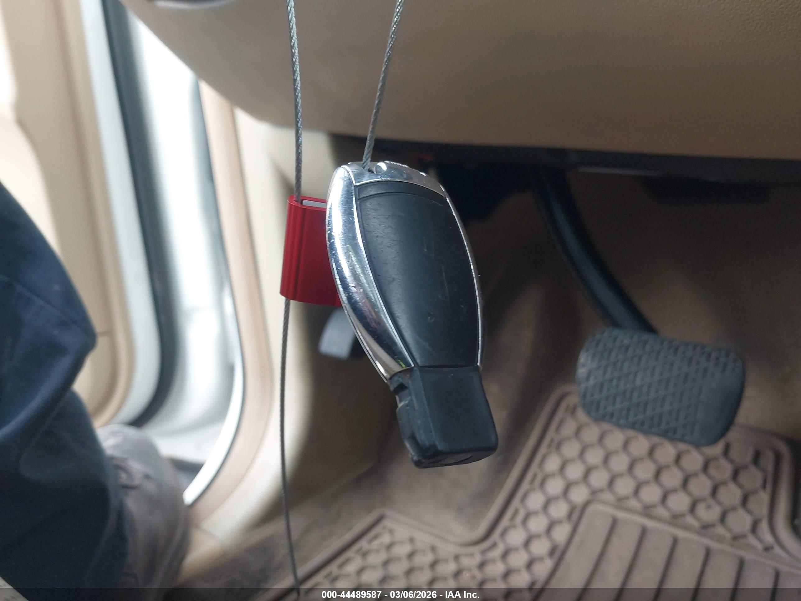 MERCEDES-BENZ GL image 11