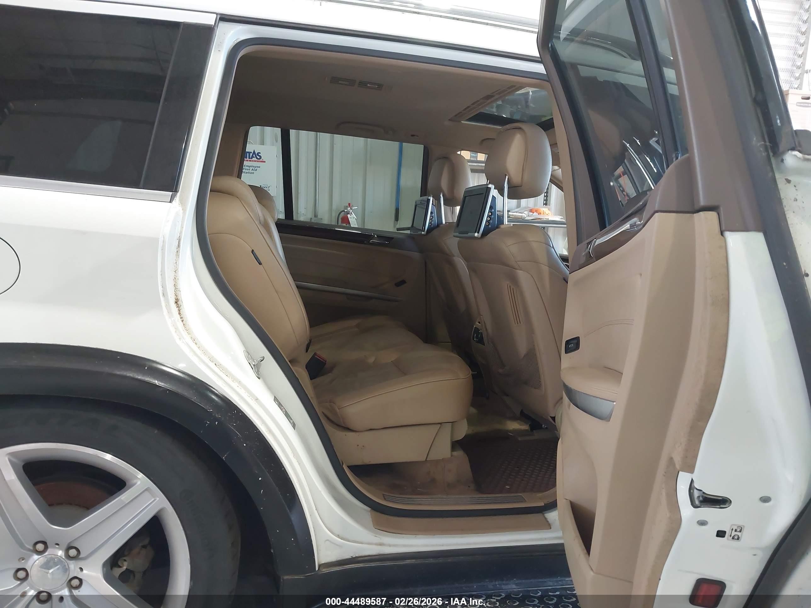 MERCEDES-BENZ GL image 8