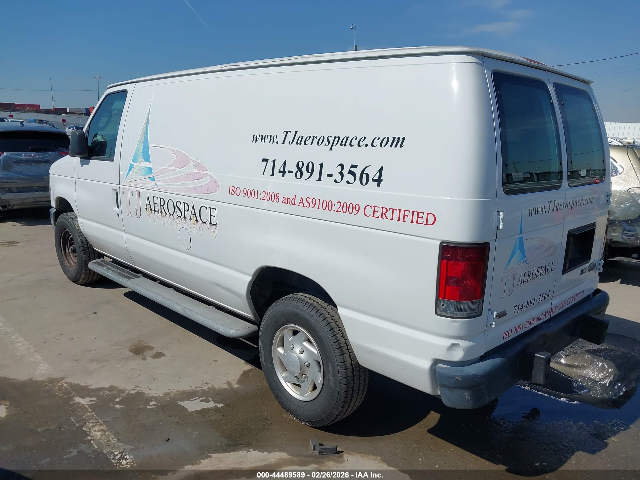 FORD E-250 image 3