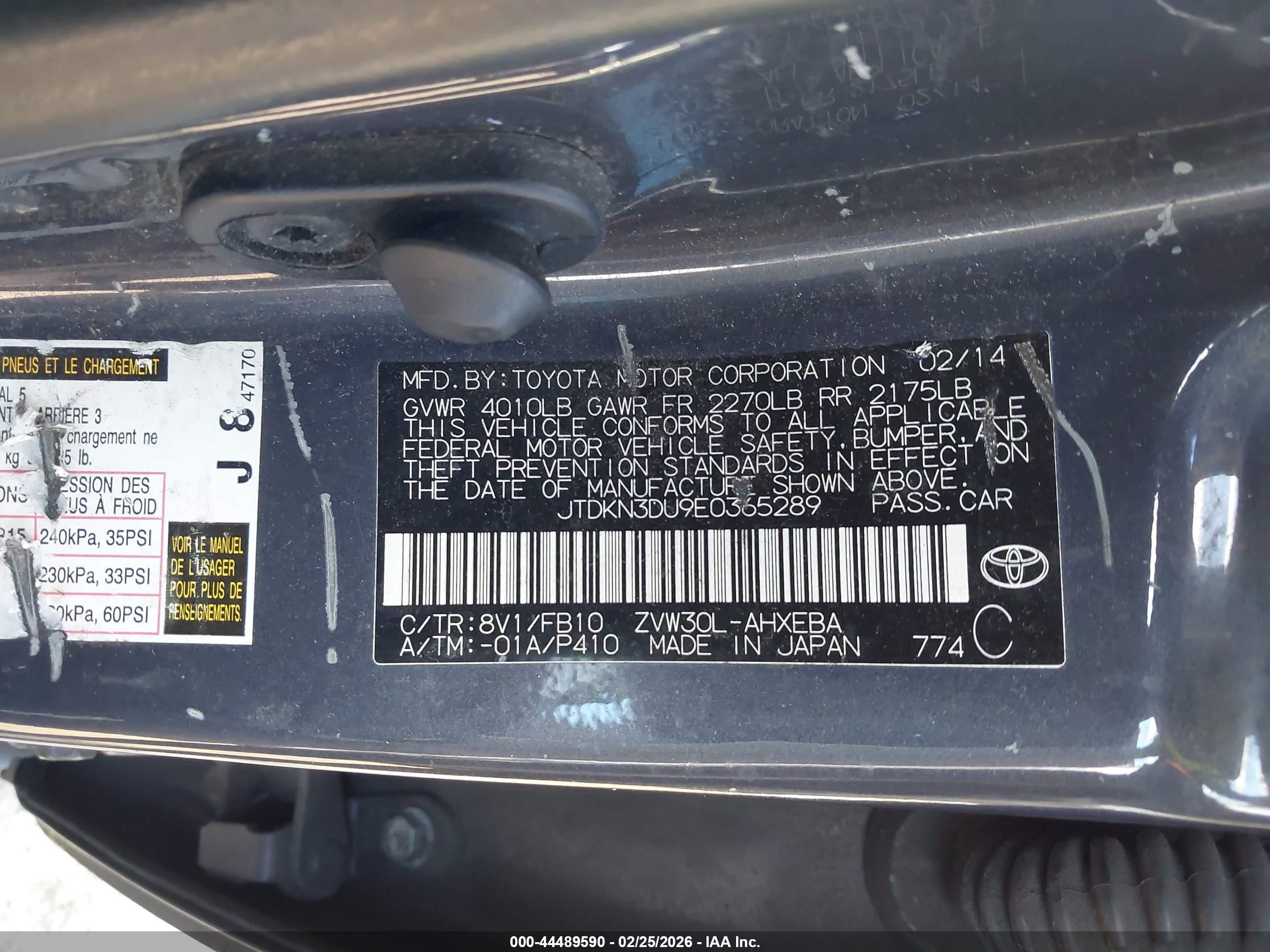 TOYOTA PRIUS image 9