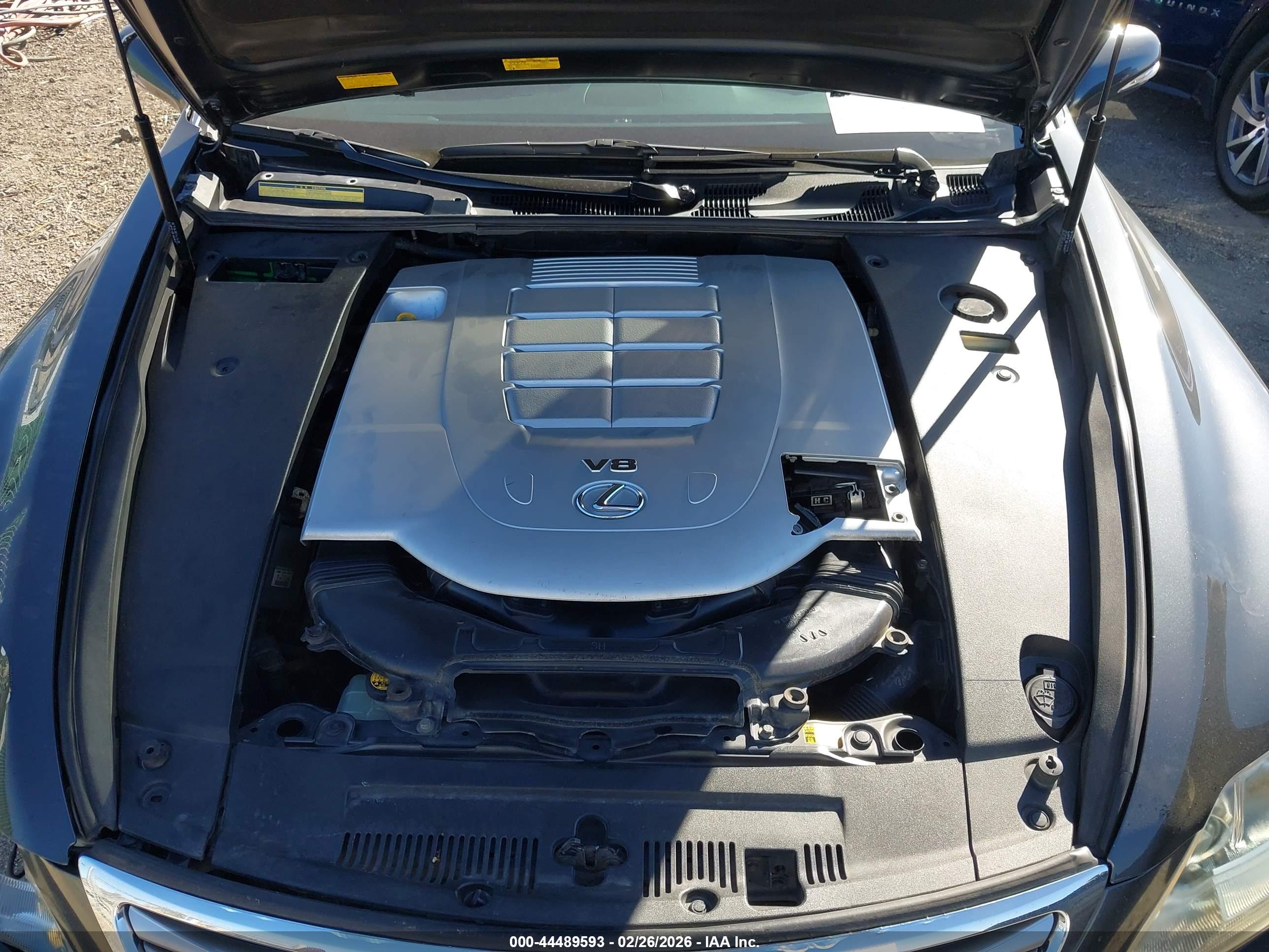 LEXUS LS image 10
