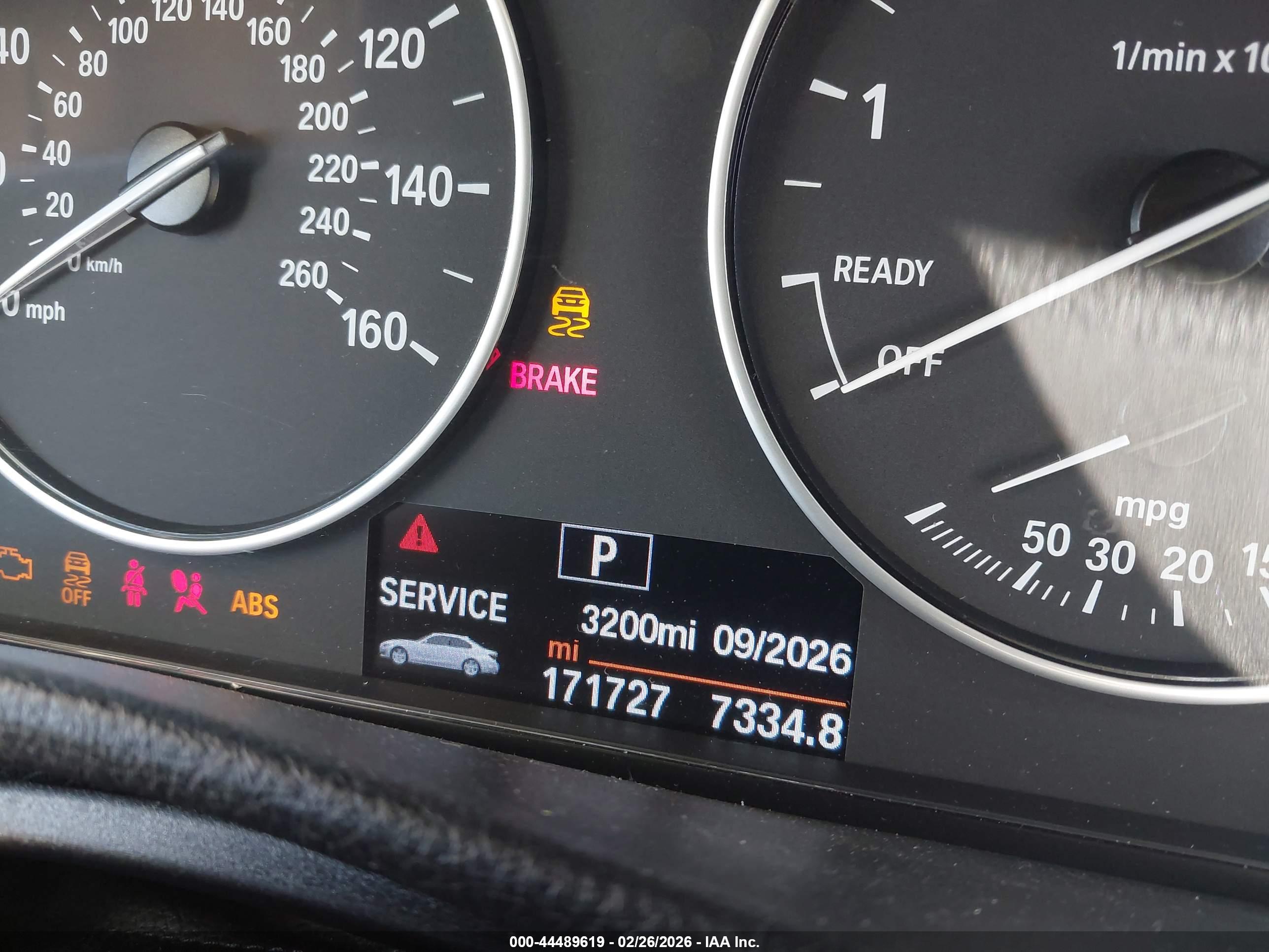 BMW 328I image 7