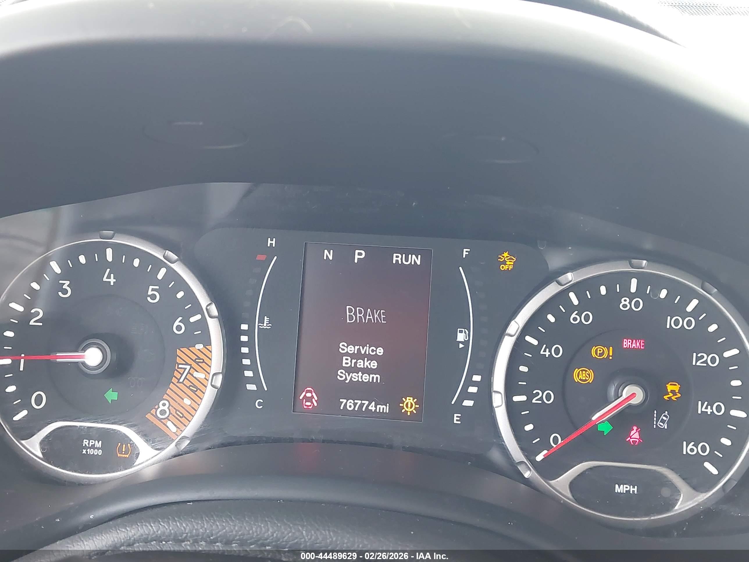JEEP RENEGADE image 7