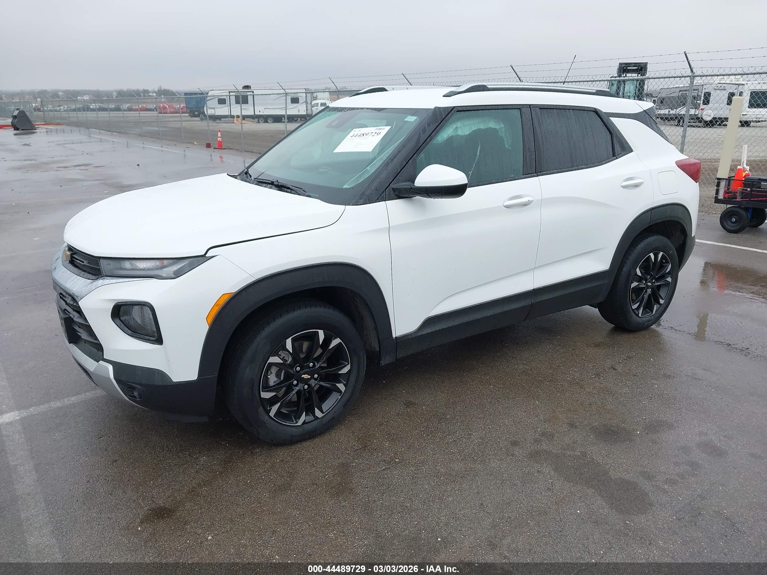 CHEVROLET TRAILBLAZER image 2
