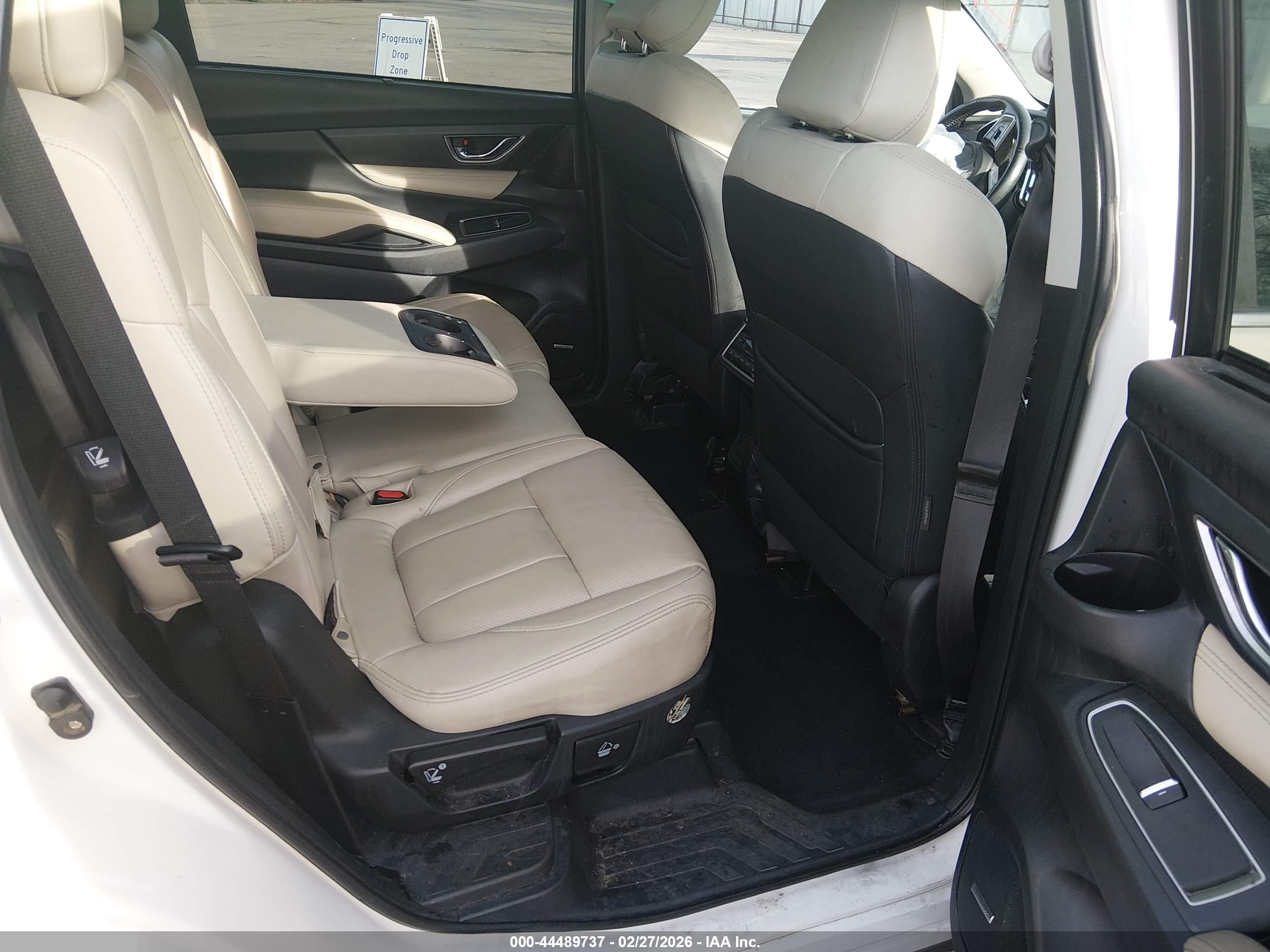 SUBARU ASCENT image 8