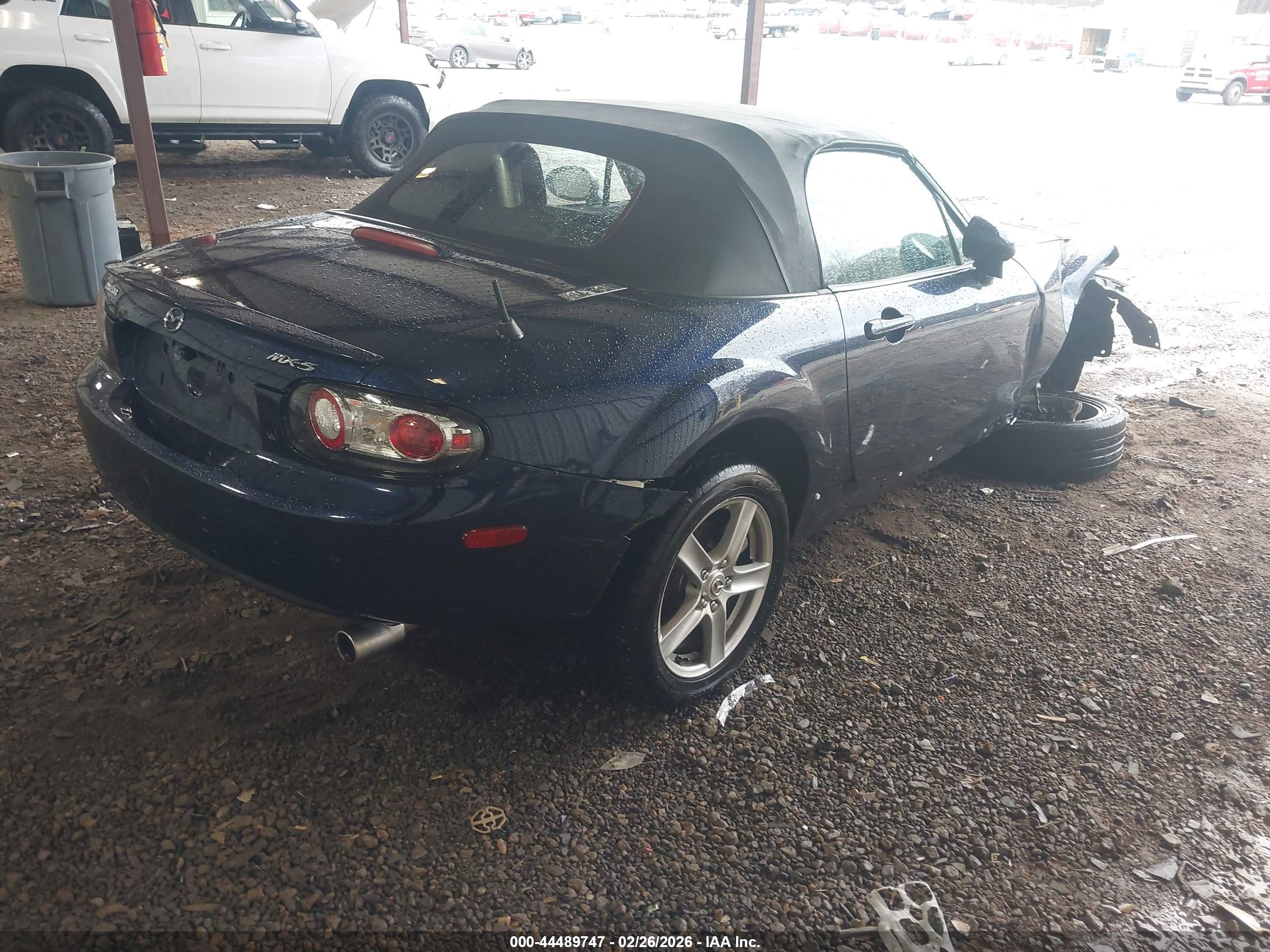 MAZDA MX-5 image 4