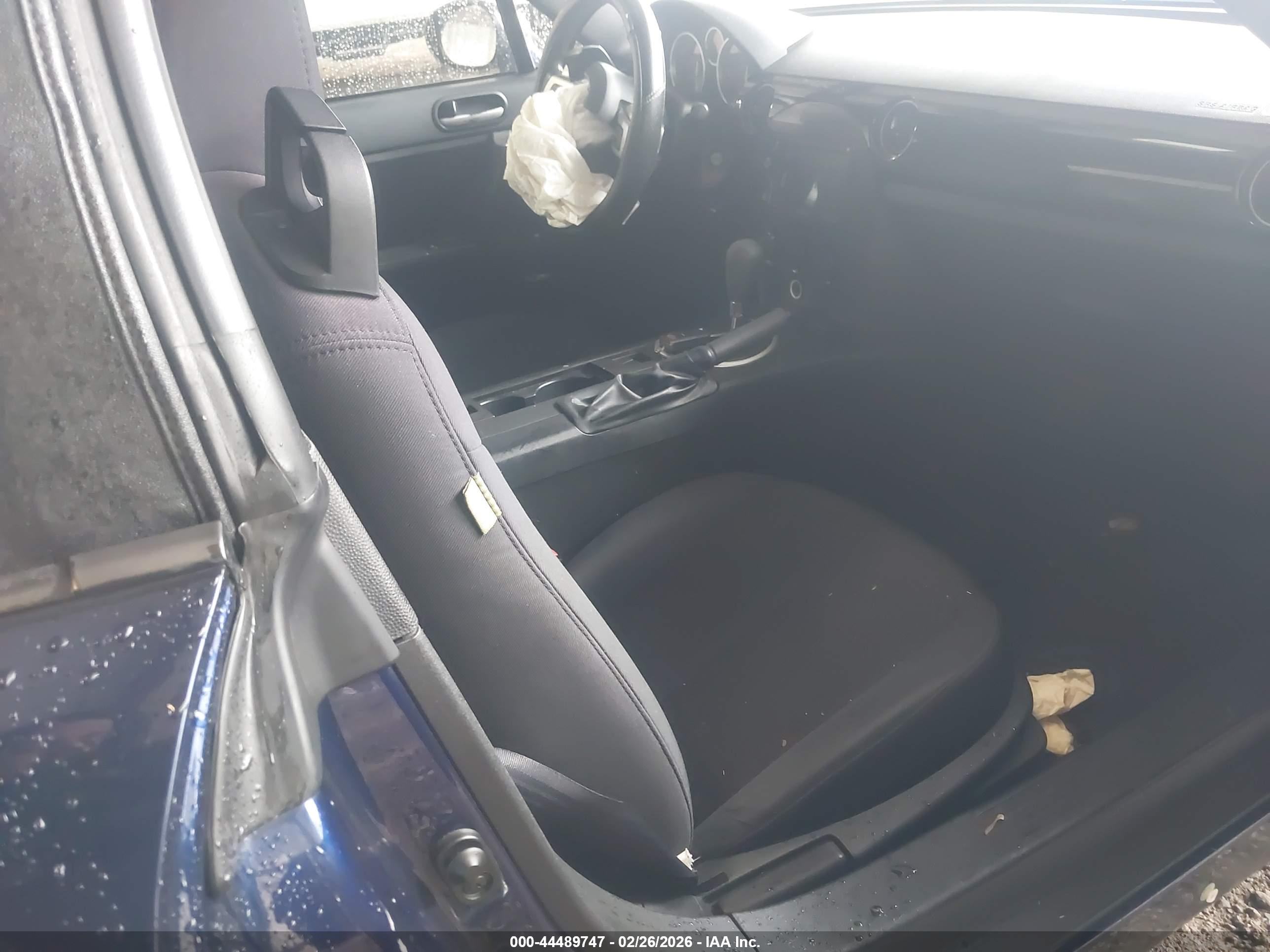 MAZDA MX-5 image 5