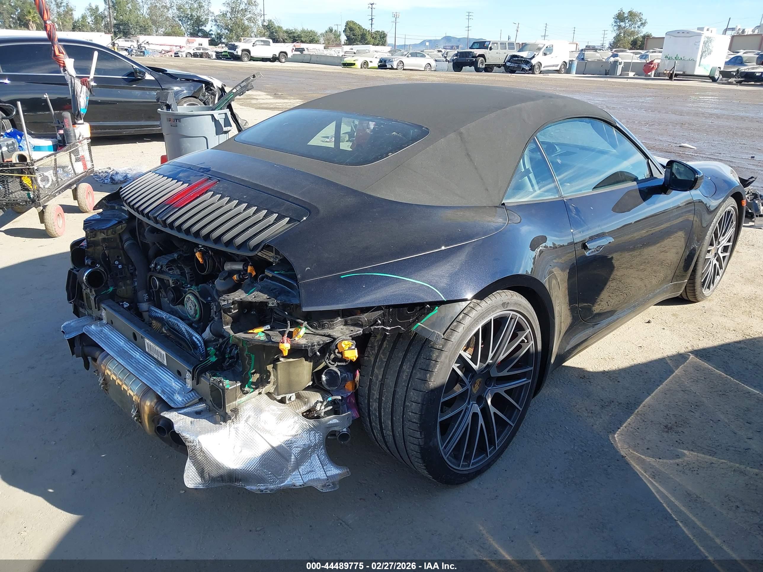PORSCHE 911 image 4